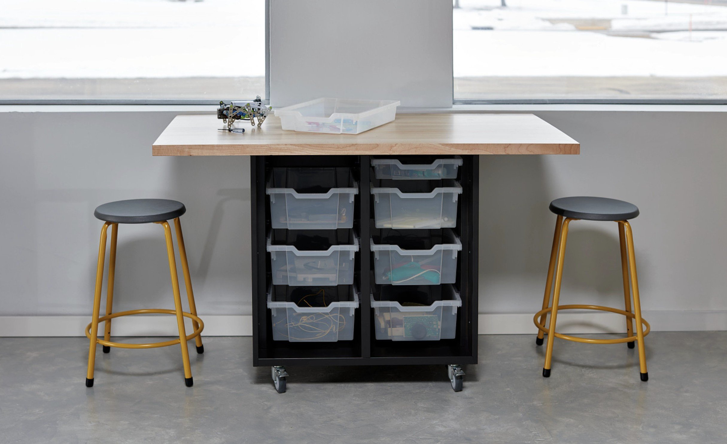 KI Ruckus® Worktables