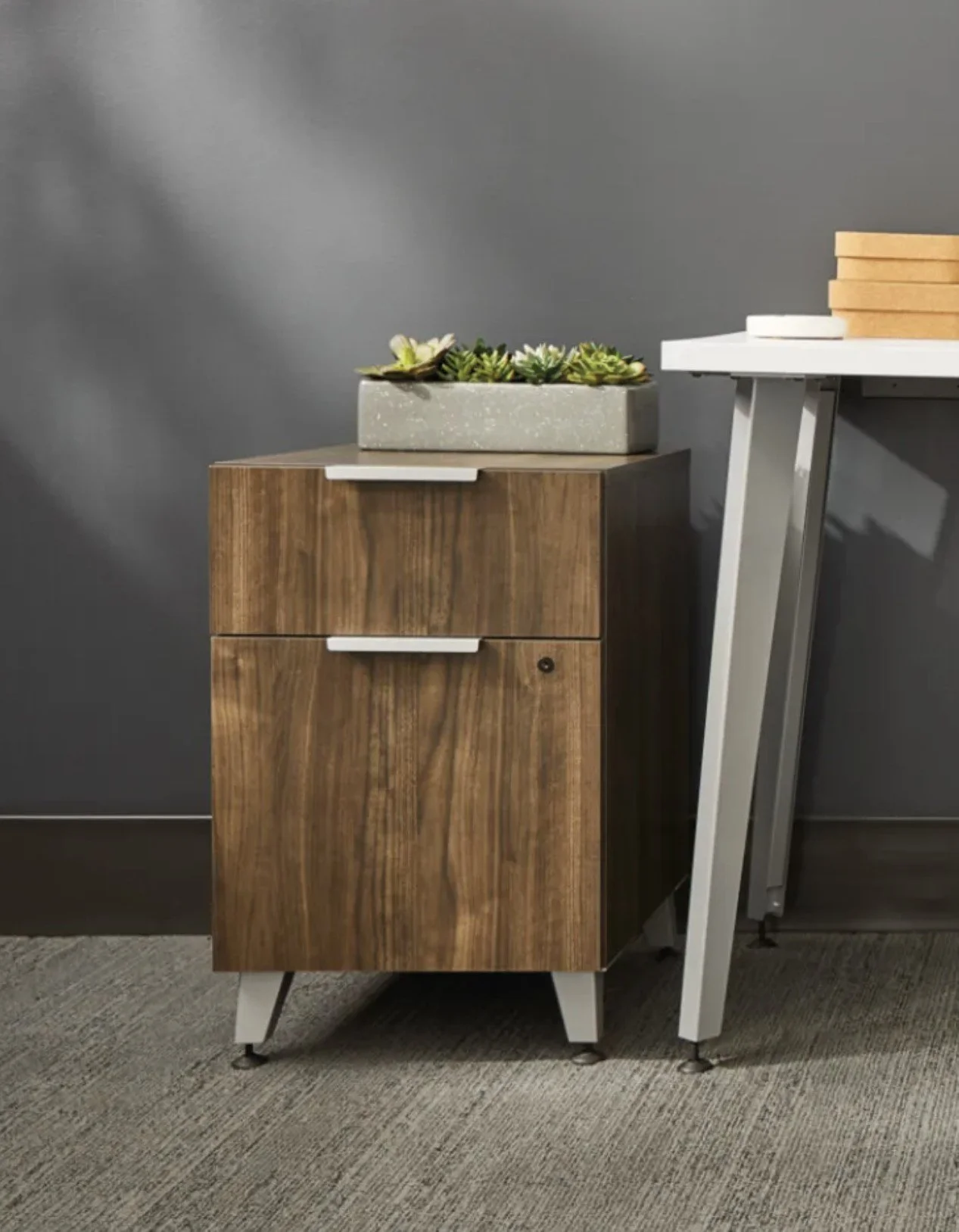 HON Voi Desk Series
