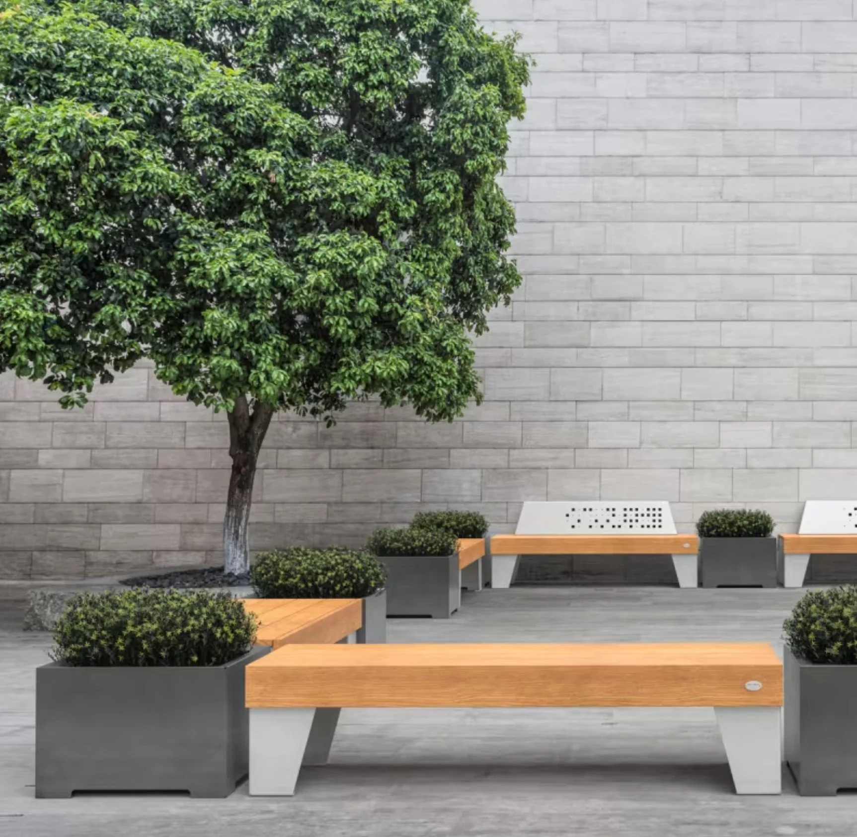 b+g sorrento block planter