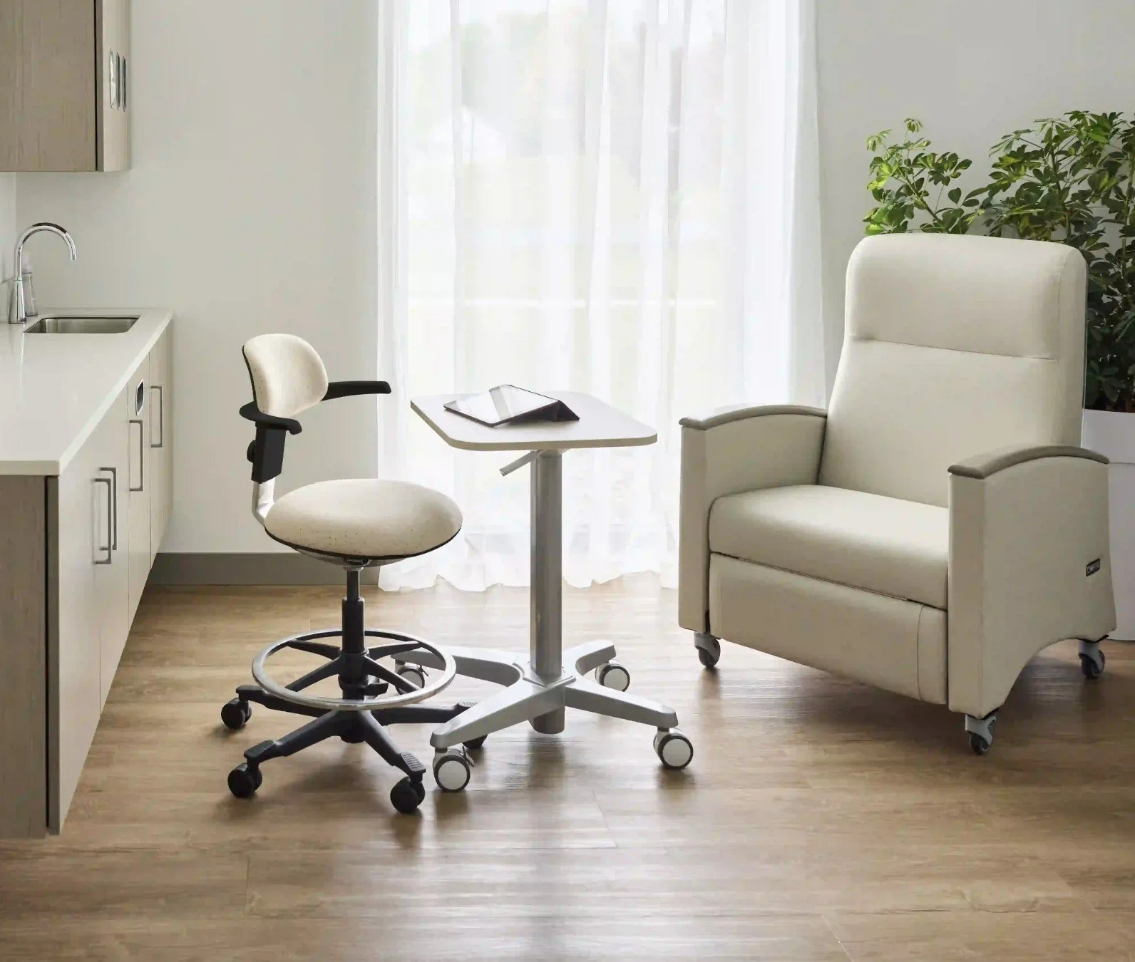 Interwoven Aidin Table Collection