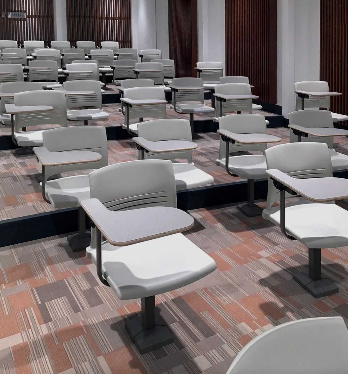 KI Single Pedestal Fixed Seating