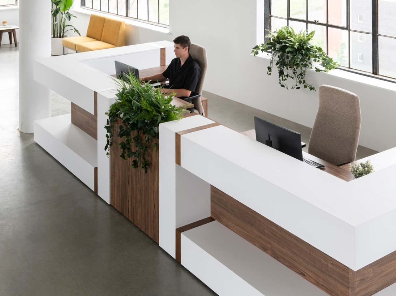 Logiflex Monochrom Reception Desk