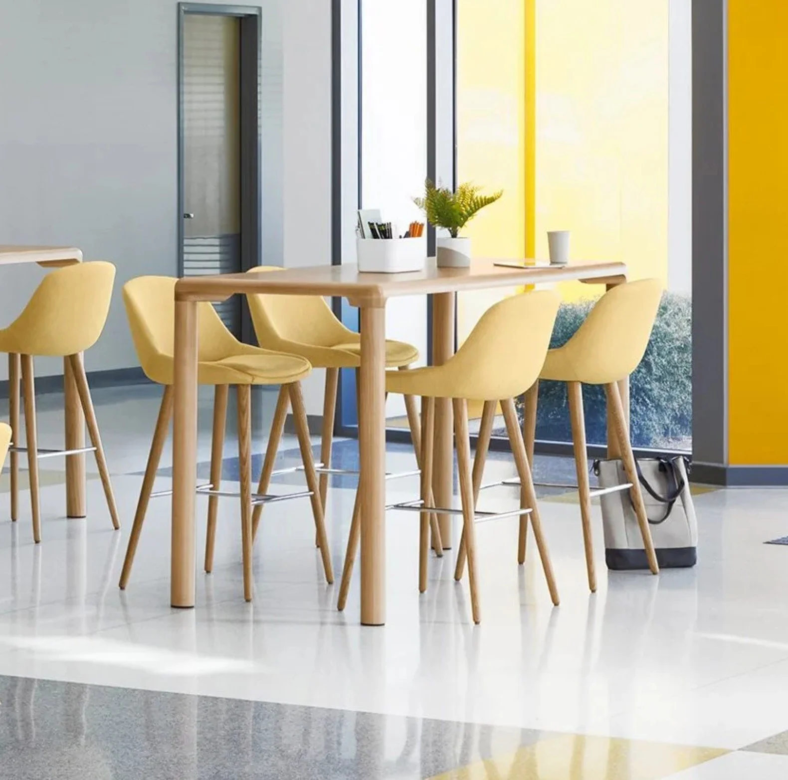 Arcadia Conduit Meeting Tables