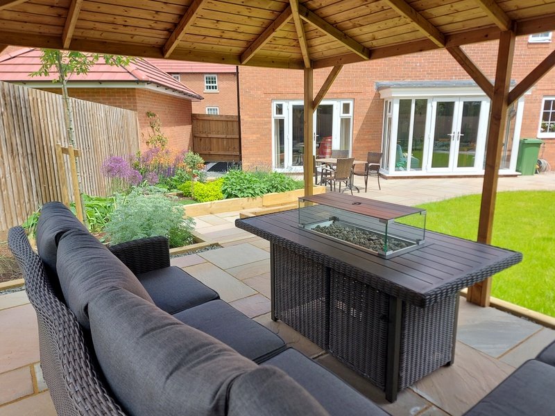 Family Entertaining Garden Design - Kibworth Beauchamp