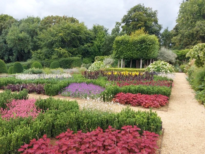 Broughton Grange Garden