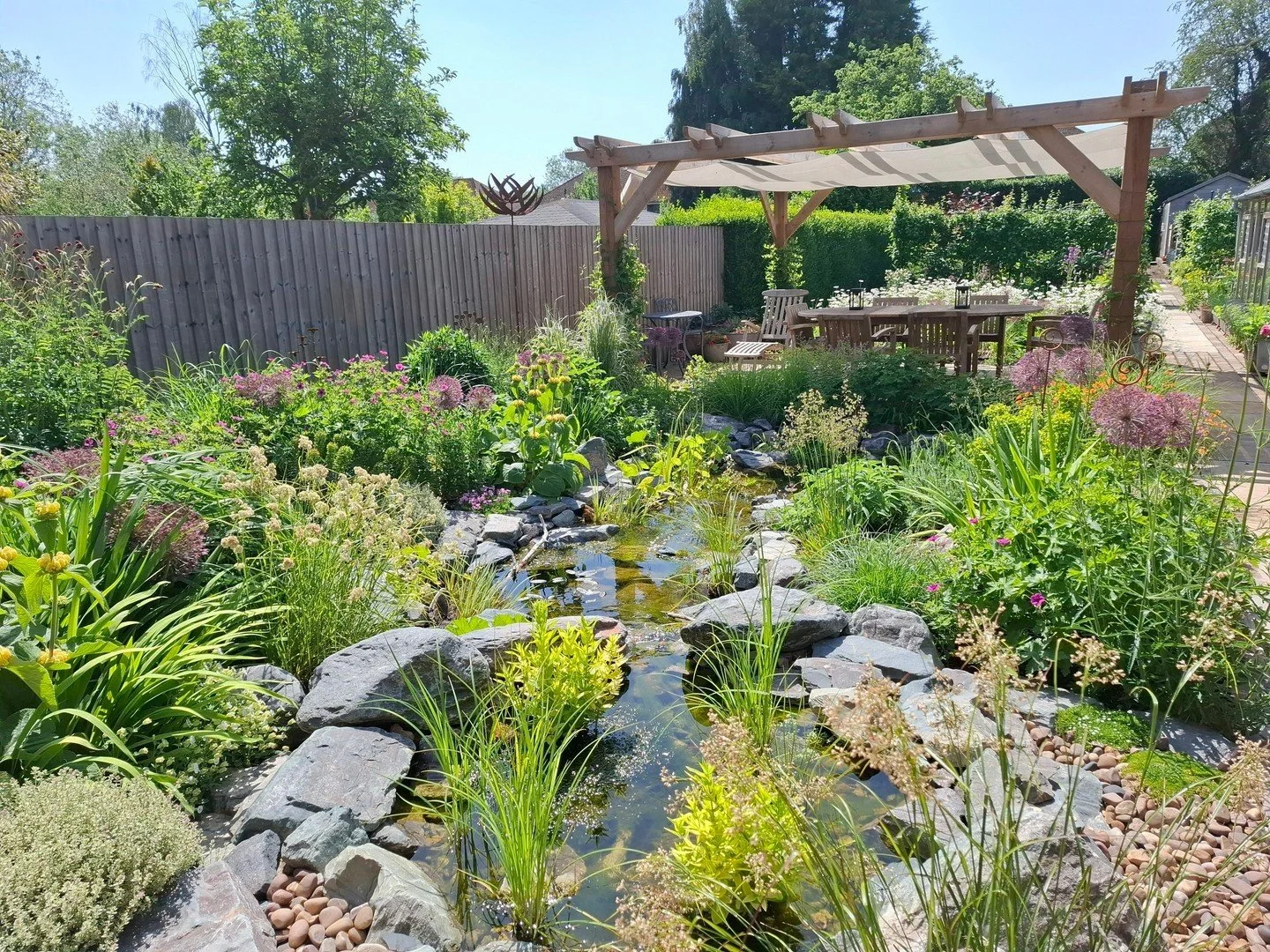 We're embracing more nature in the garden at our HQ, with a WildWater Pond, a rewilded 'lawn' full of Oxeye Daisies and plenty of nature friendly planting, we're really seeing a proliferation in insects and mammals using the space. It's such a joy to