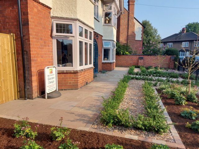 Formal Front Garden Design - Loughborough