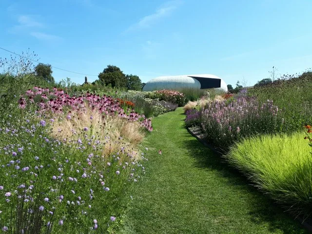 Hauser and wirth gardens