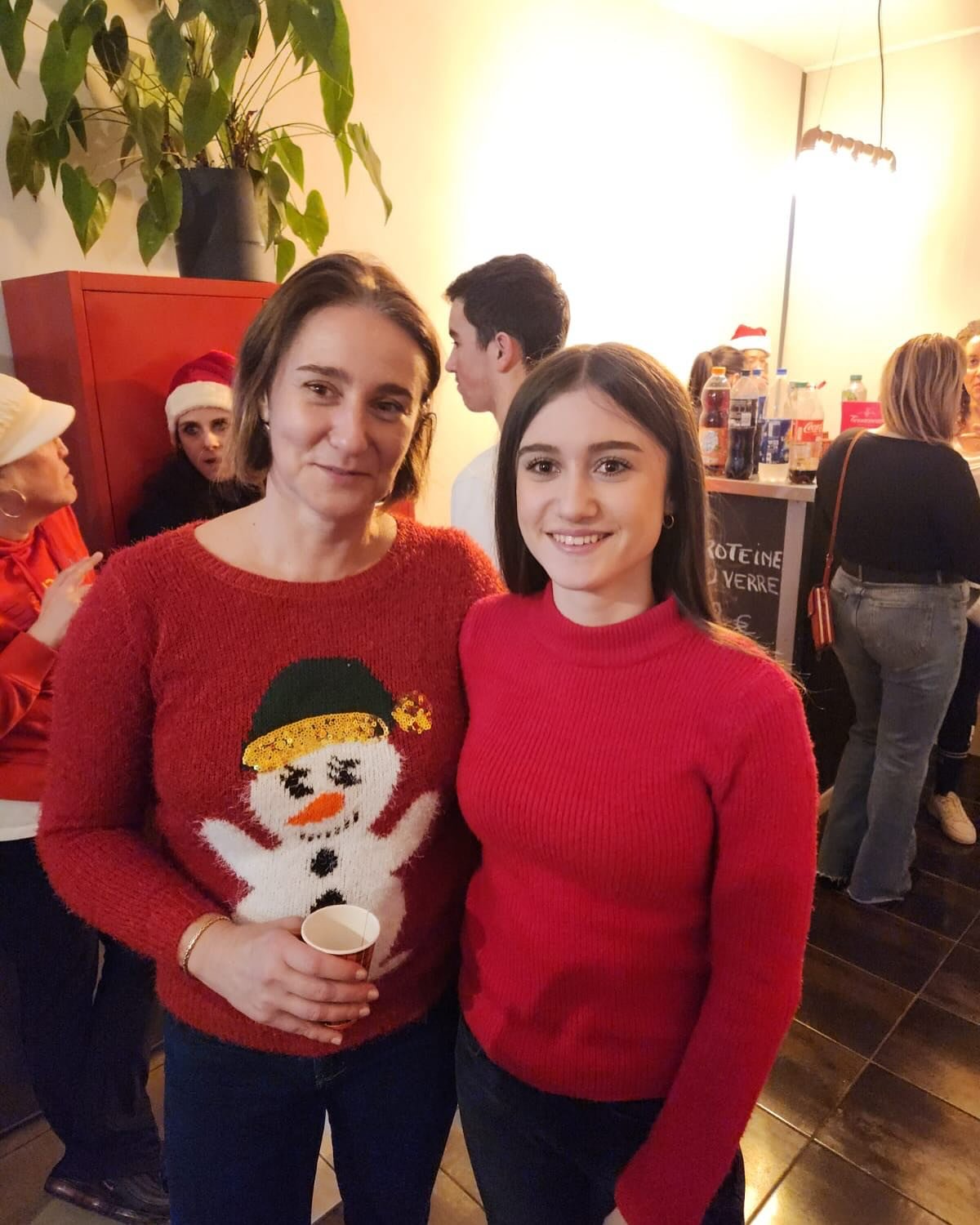 Le 18 d&eacute;cembre chez be.fit, nous avons partag&eacute; un super moment lors de notre auberge espagnole. Merci &agrave; toutes et &agrave; tous pour votre pr&eacute;sence et votre contribution &agrave; rendre ce moment encore plus sp&eacute;cial