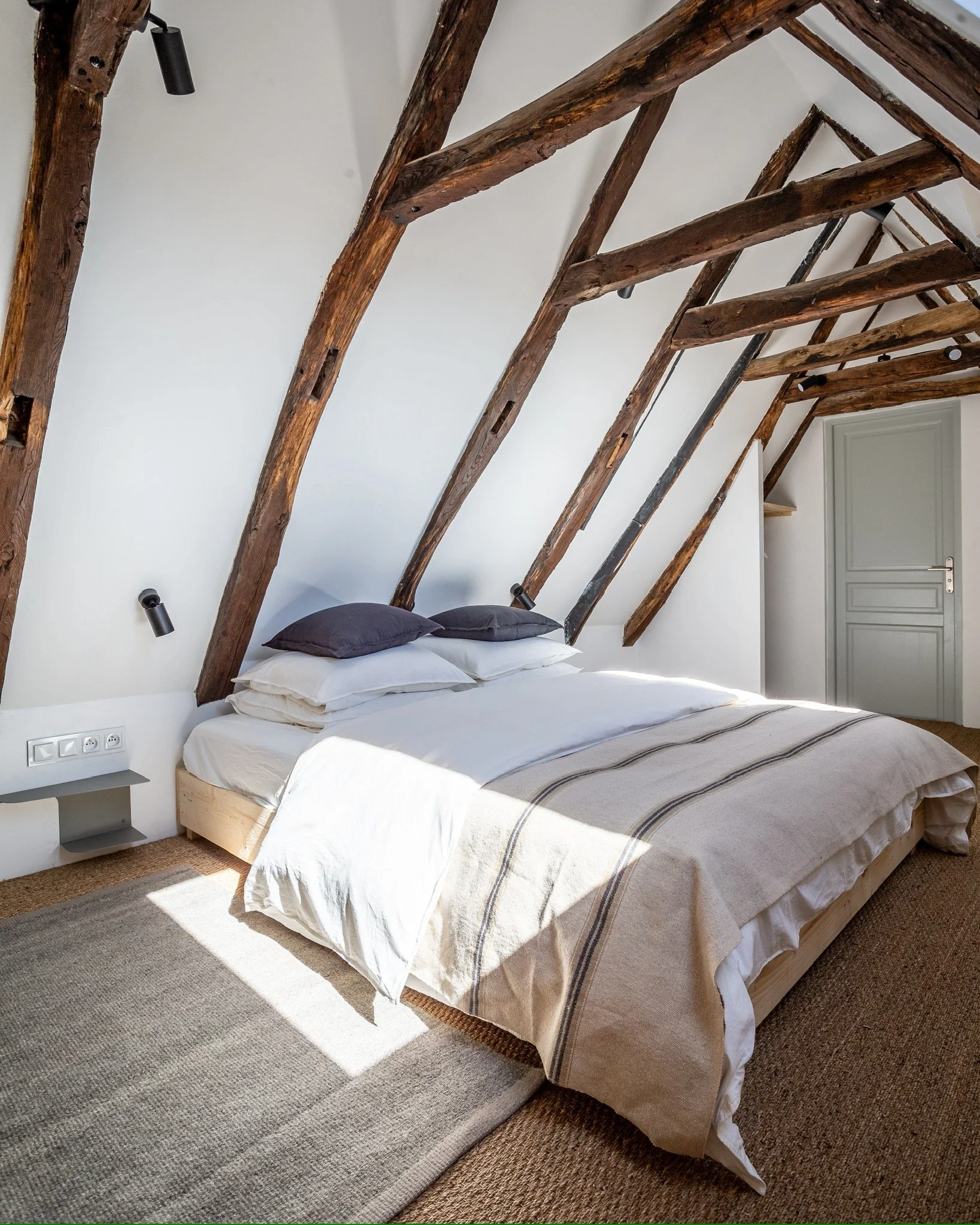 CHAMBARY - Bedrooms-37.jpeg