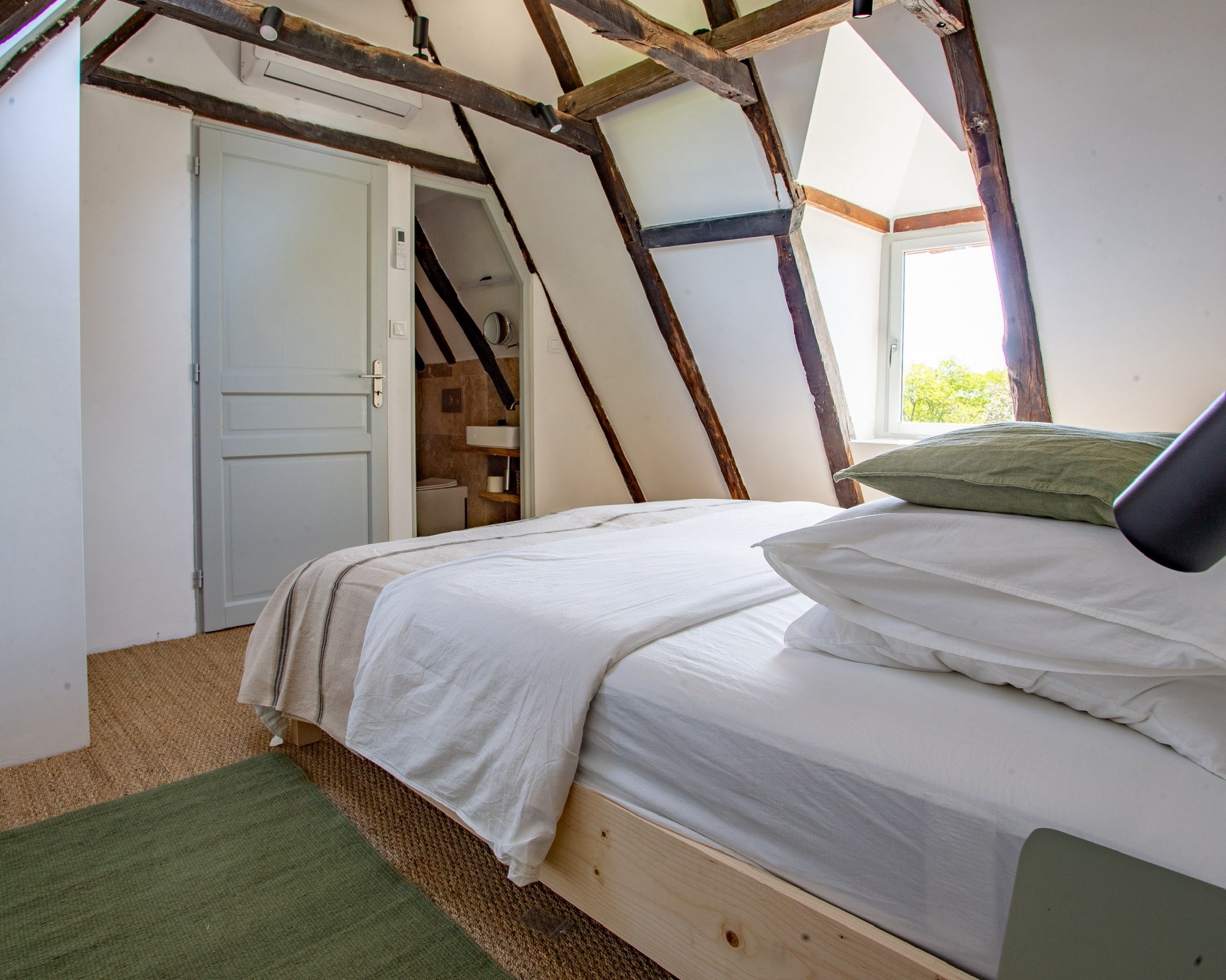 CHAMBARY - Bedrooms-21.jpeg