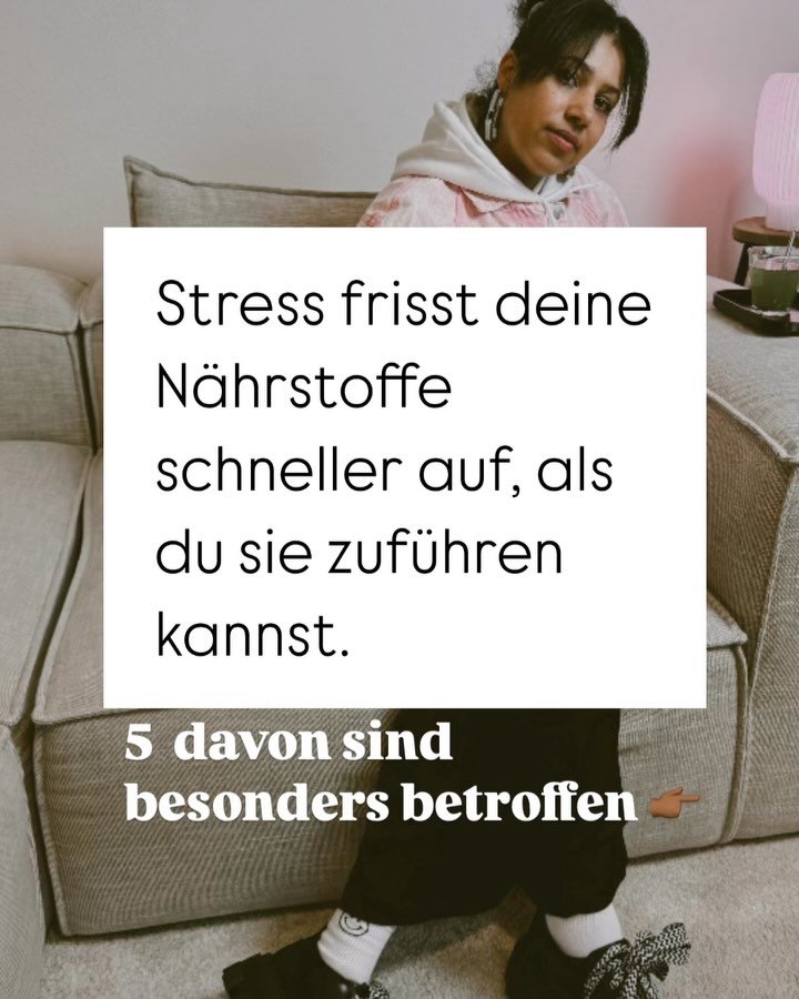 Stress raubt dir nicht nur den Schlaf.
Er raubt deinem Körper auch die Nährstoffe, die dich stabil halten.
Hier sind die 5, die er sich als Erstes gönnt ⬇️
🧬 Magnesium
🧬 B-Vitamine
🧬 Vitamin C
🧬 Zink
🧬 Omega 3
Selbst wenn du ges