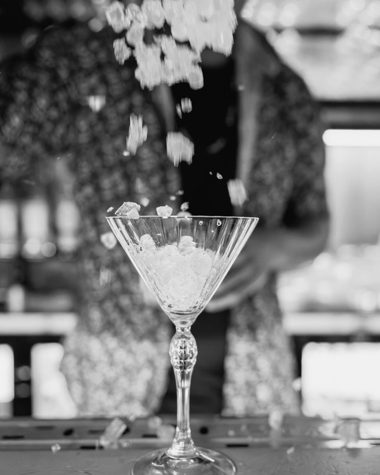 Ao s&aacute;bado &agrave; noite, todos os caminhos v&atilde;o dar ao Cobaia. Quebramos o gelo, o copo enche-se e o resto &eacute; contigo ;)

#cobaia #newspot #lisbon #lisboa #alvalade #mediterraneanfood #lab #food #comidaparaexperimentar #experienci