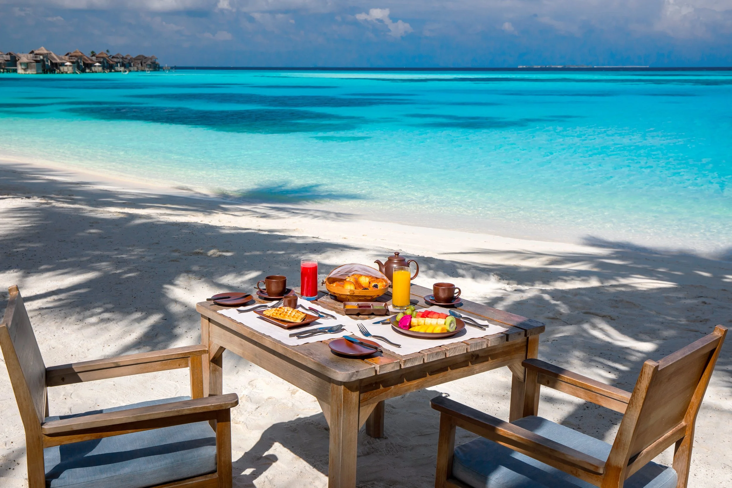 Gili Lankanfushi Breakfast Table Beach