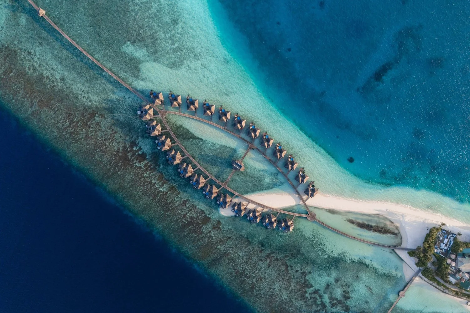 Huvafen Fushi_Header_Aerial.jpg
