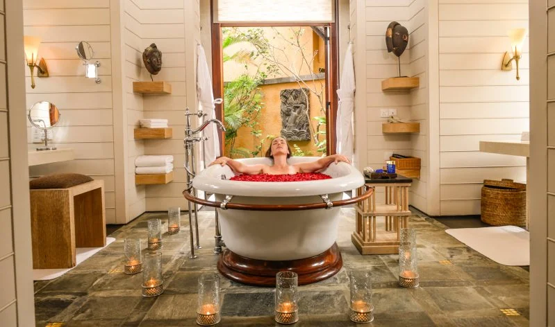 Oberoi_Mauritius_Bathroom_Presidential.Jpg