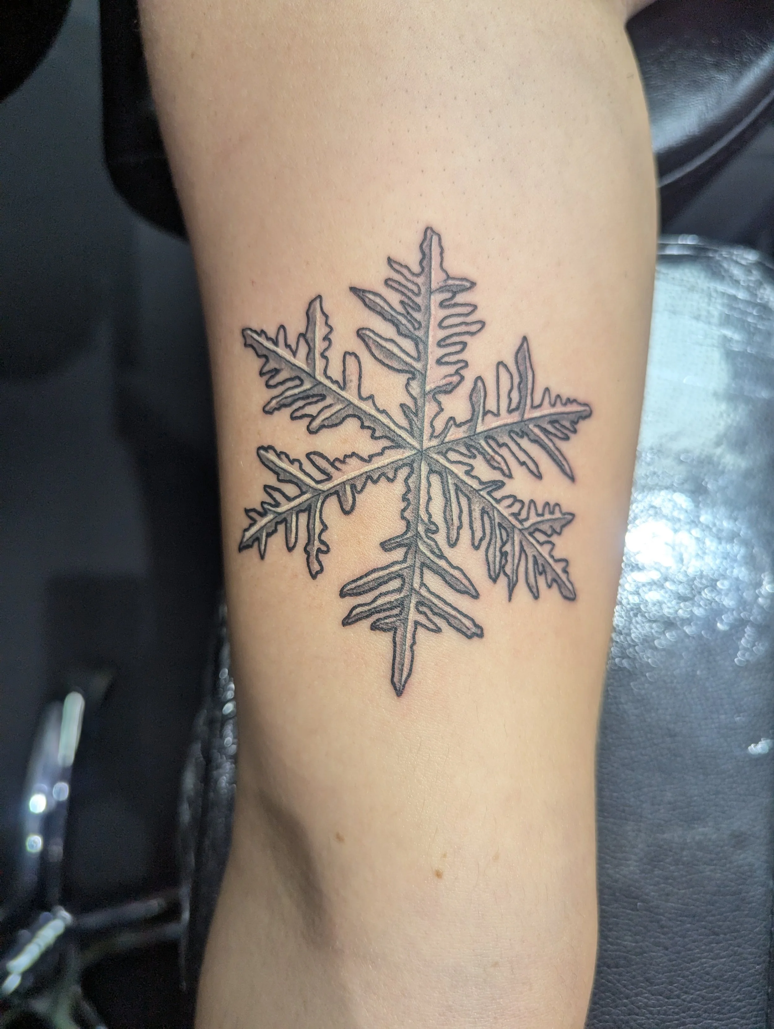 Snowflake_Tattoo_Kyle_Bernstein_Skies_Afire_Tattoo.jpg