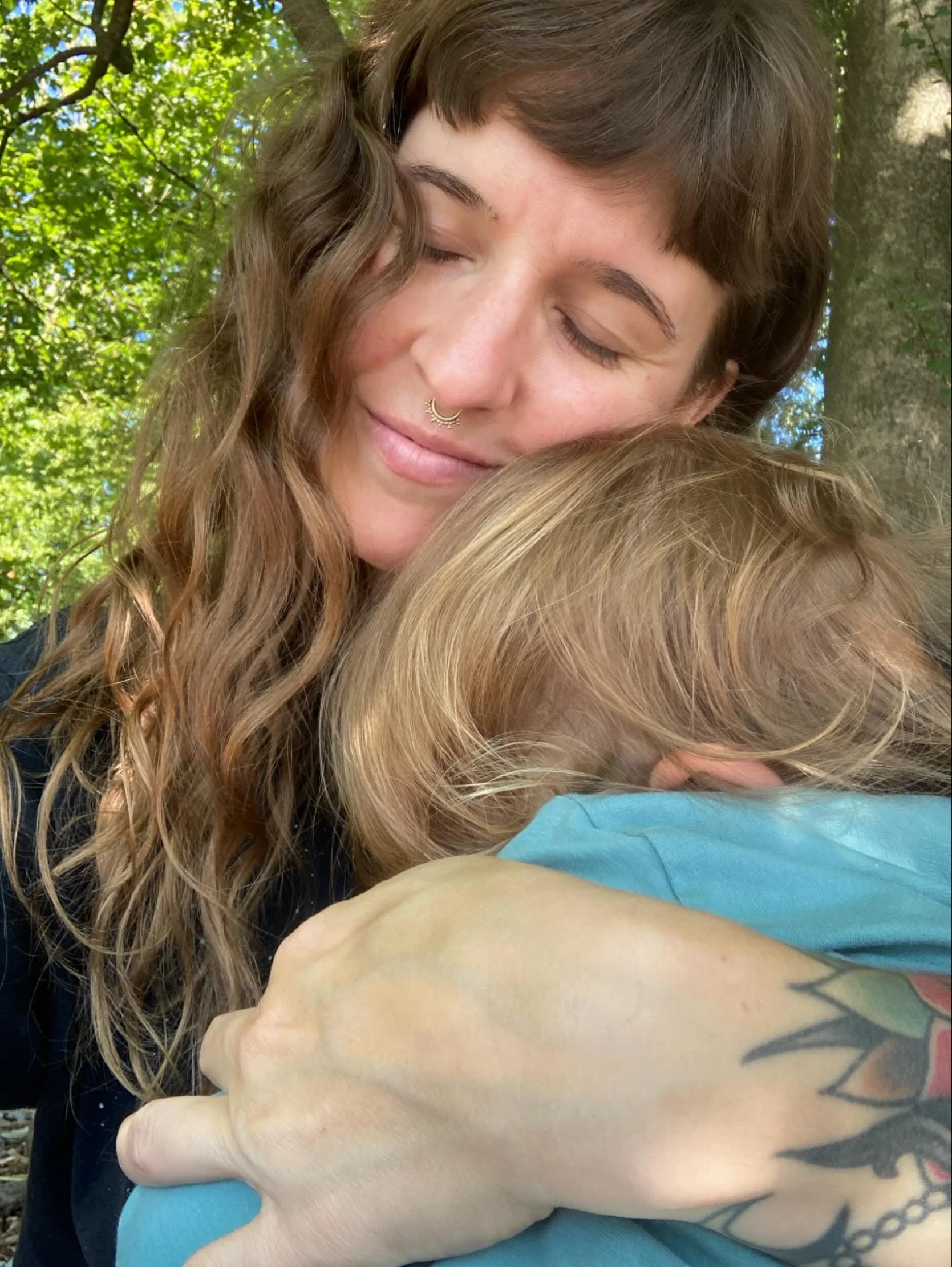 Je mehr Raum ich f&uuml;r andere halte, um so mehr Raum darf ich f&uuml;r mich selbst halten.

Eine Erkenntnis, die sich vor kurzem ganz tief gezeigt hat. Je mehr Raum ich halte f&uuml;r meine Kinder, meine Familie und neu auch auch f&uuml;r all die 