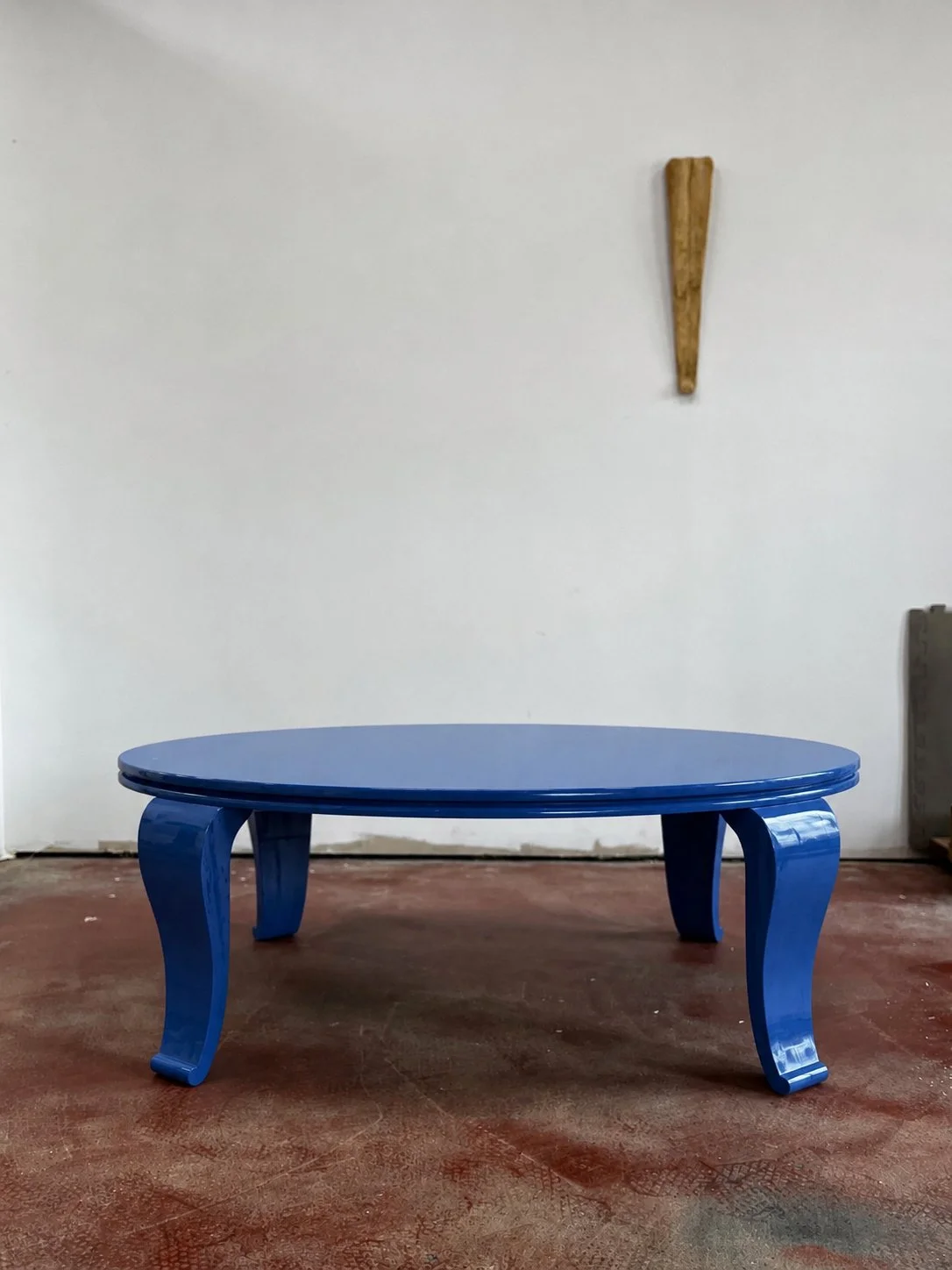 oval_table_blue.jpg