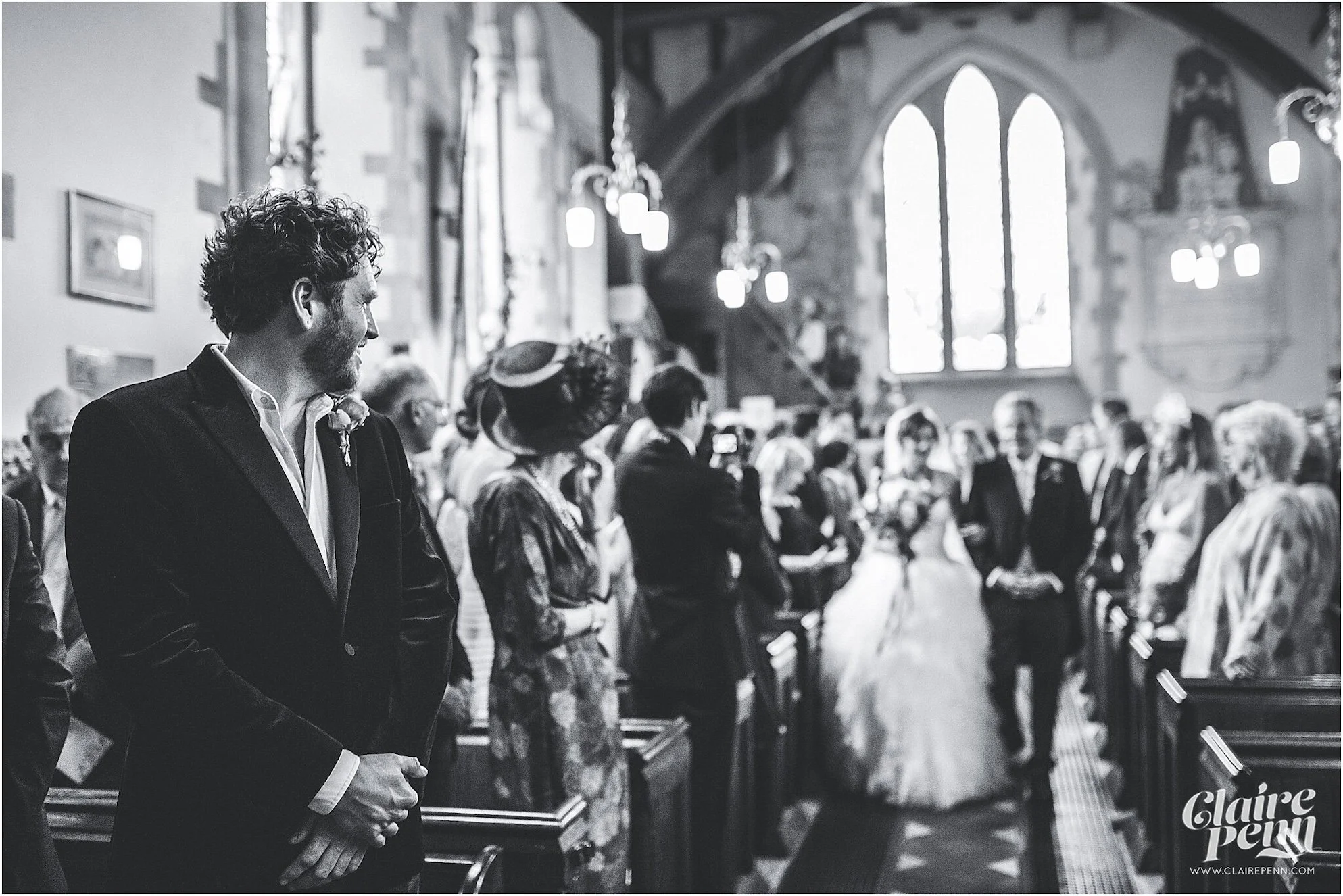 Tipi+festival+wedding+High+Billinghurst+Farm+Surrey_0023.jpg