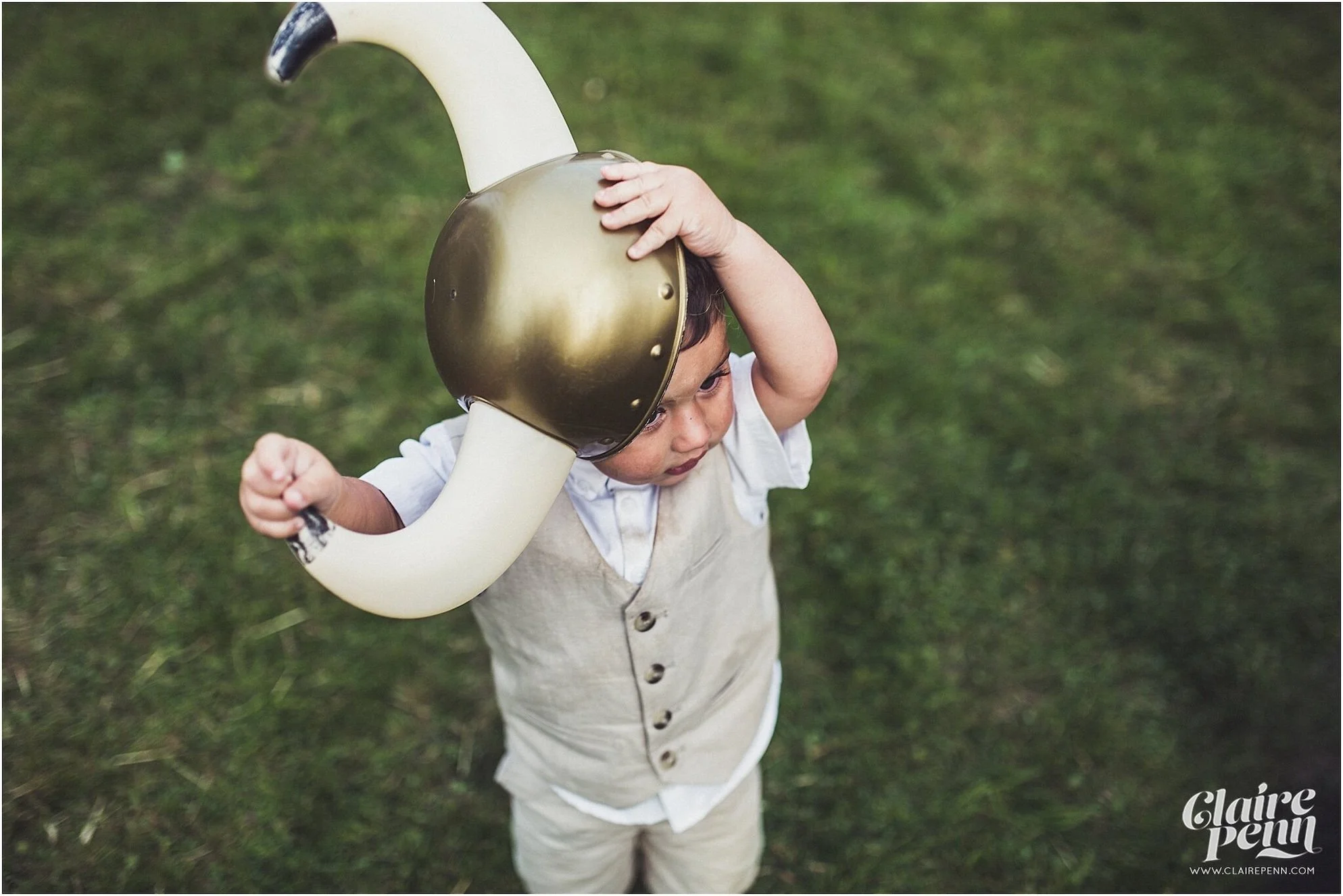 Tipi+festival+wedding+High+Billinghurst+Farm+Surrey_0076.jpg