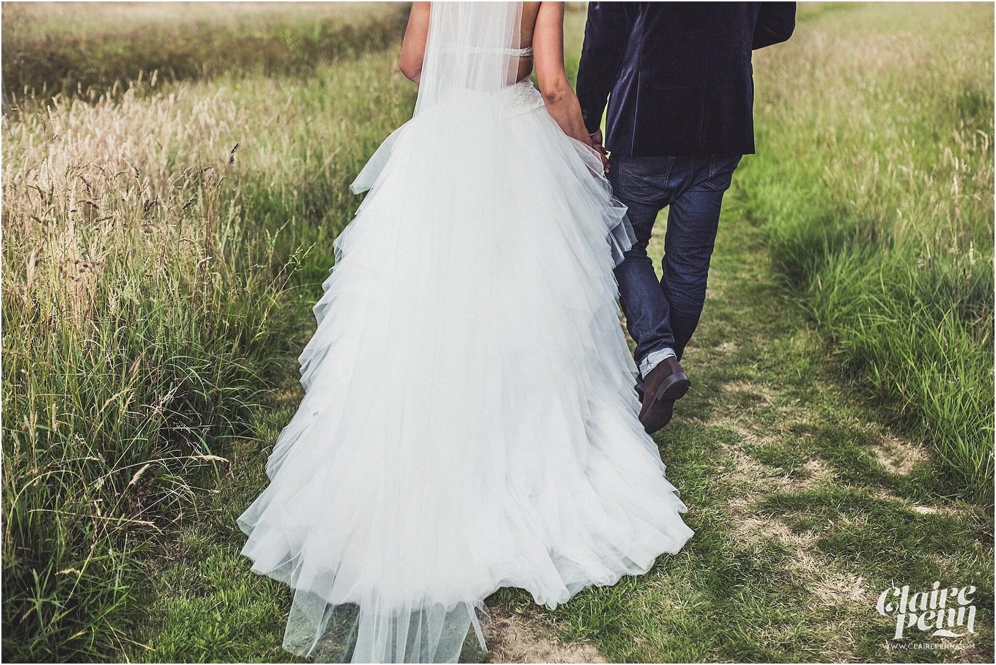 Tipi+festival+wedding+High+Billinghurst+Farm+Surrey_0078.jpg