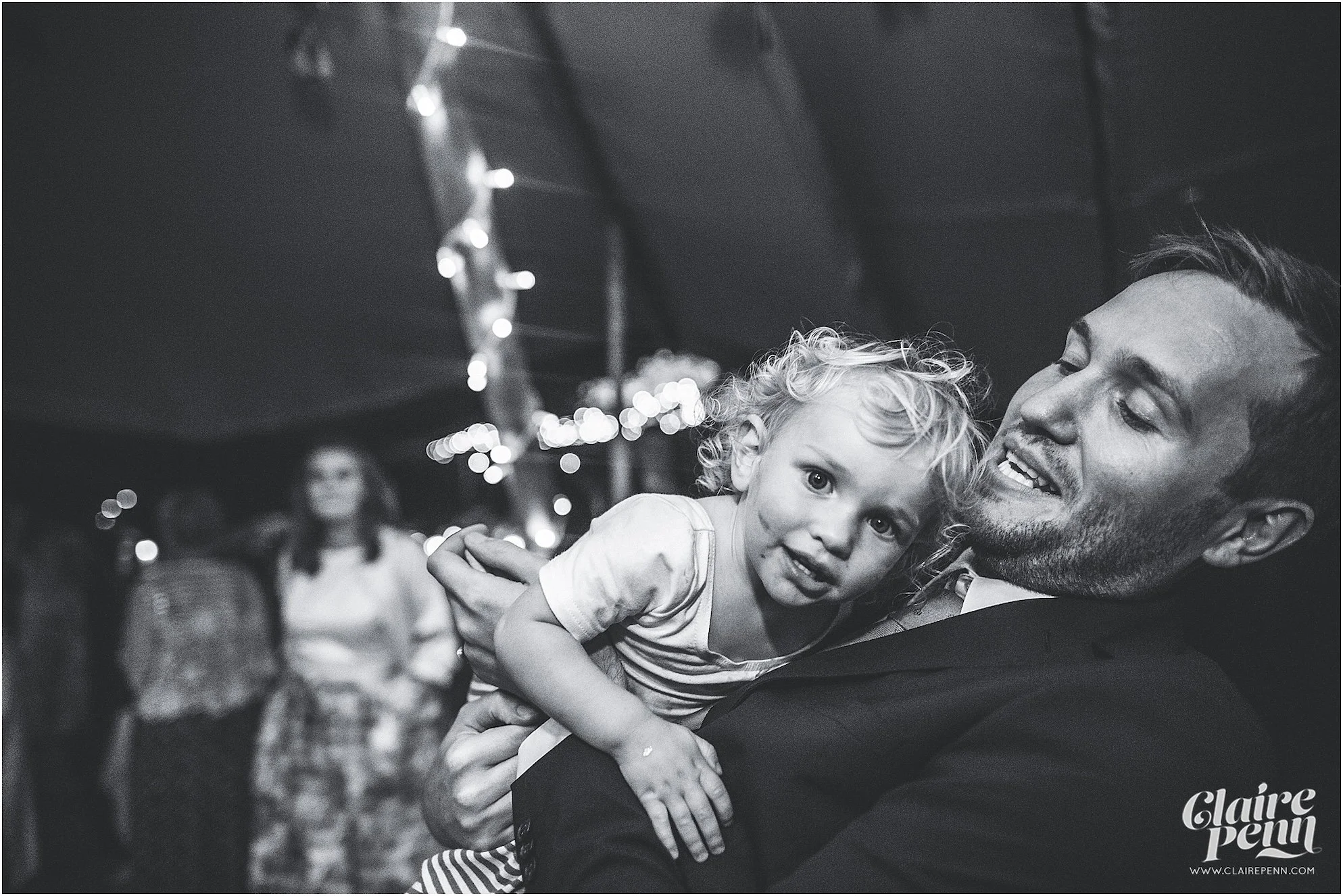 Tipi+festival+wedding+High+Billinghurst+Farm+Surrey_0092.jpg