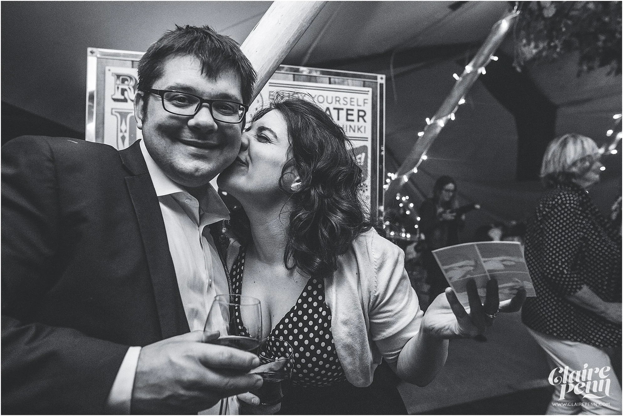 Tipi+festival+wedding+High+Billinghurst+Farm+Surrey_0098.jpg