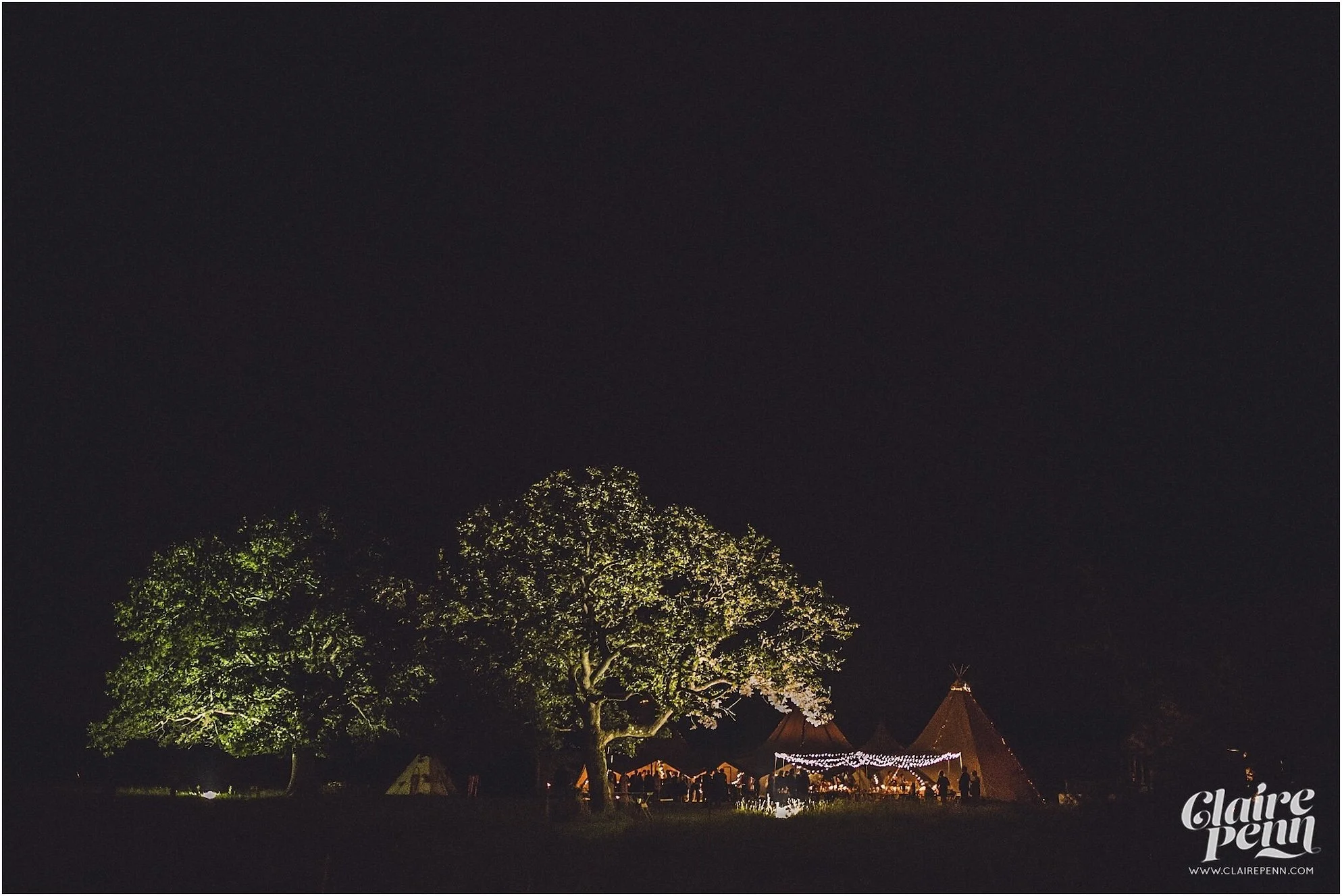 Tipi+festival+wedding+High+Billinghurst+Farm+Surrey_0107.jpg