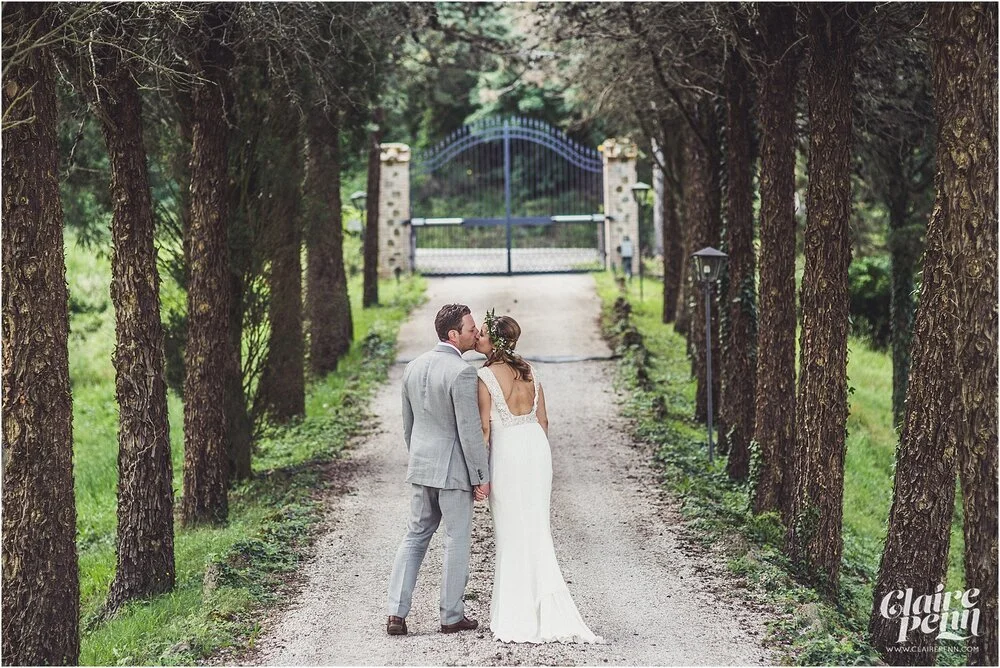 Laid back hilltop villa wedding at Casa Bruciata, Umbria, Italy - Holly & Richard
