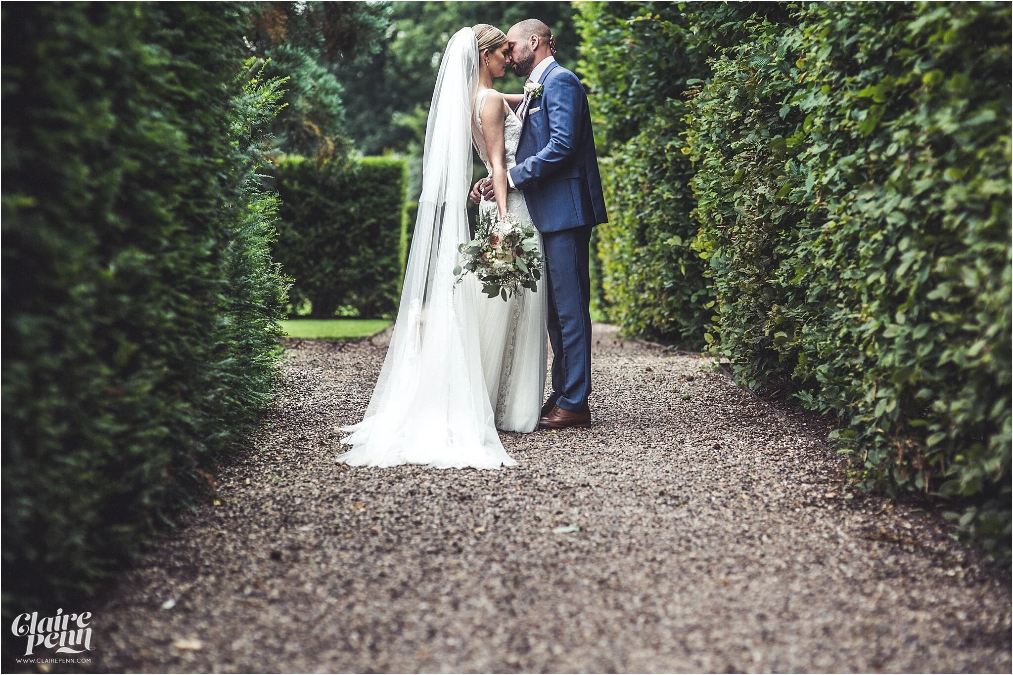 Flamingos, pizza, cocktails and ALL the pretty... Iscoyd Park wedding - Helen & Craig