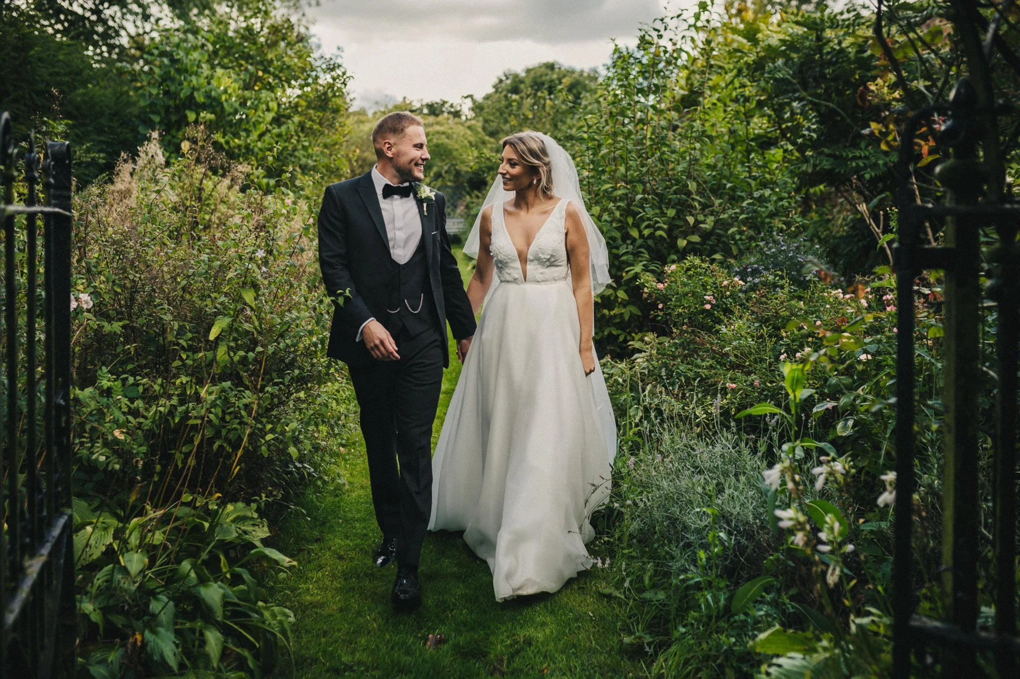 KATIE+&+DEAN+PREVIEWS-046.jpg