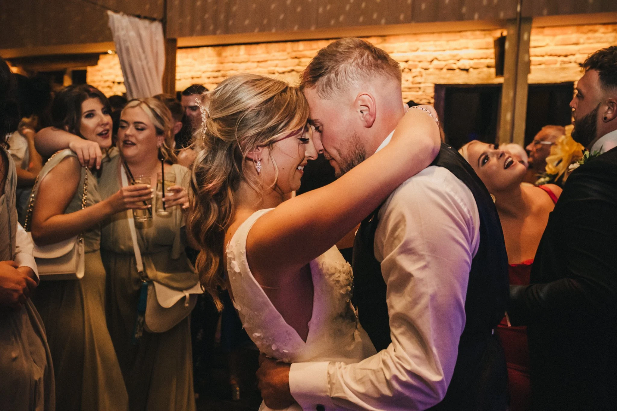 KATIE+&+DEAN+PREVIEWS-080.jpg