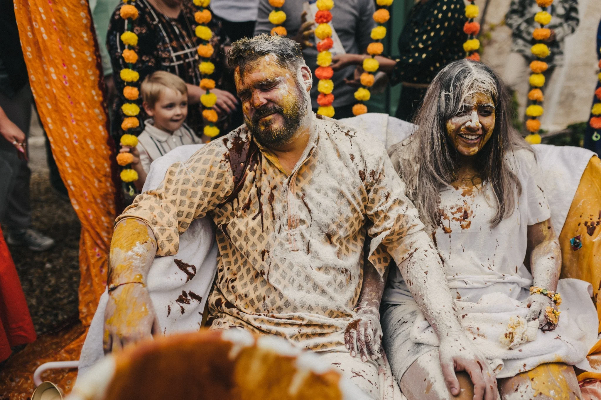 Sonam+&+David+pithi+ceremony+Manoir+de+Longeveau+France-030.jpg