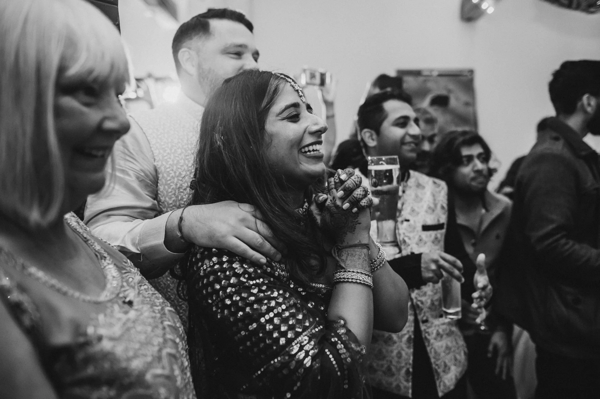 Sonam+&+David+pithi+ceremony+Manoir+de+Longeveau+France-045.jpg