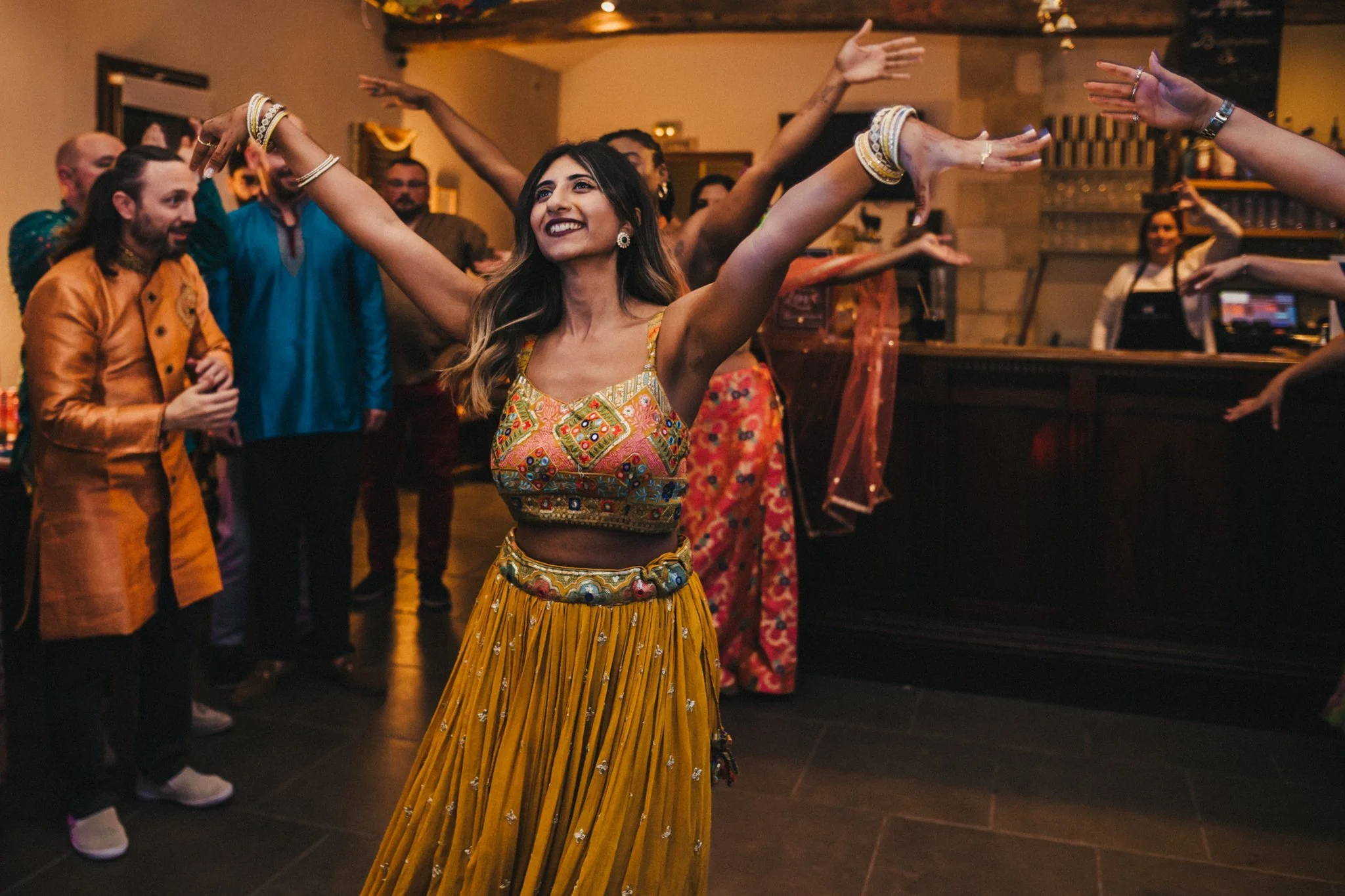 Sonam+&+David+pithi+ceremony+Manoir+de+Longeveau+France-048.jpg