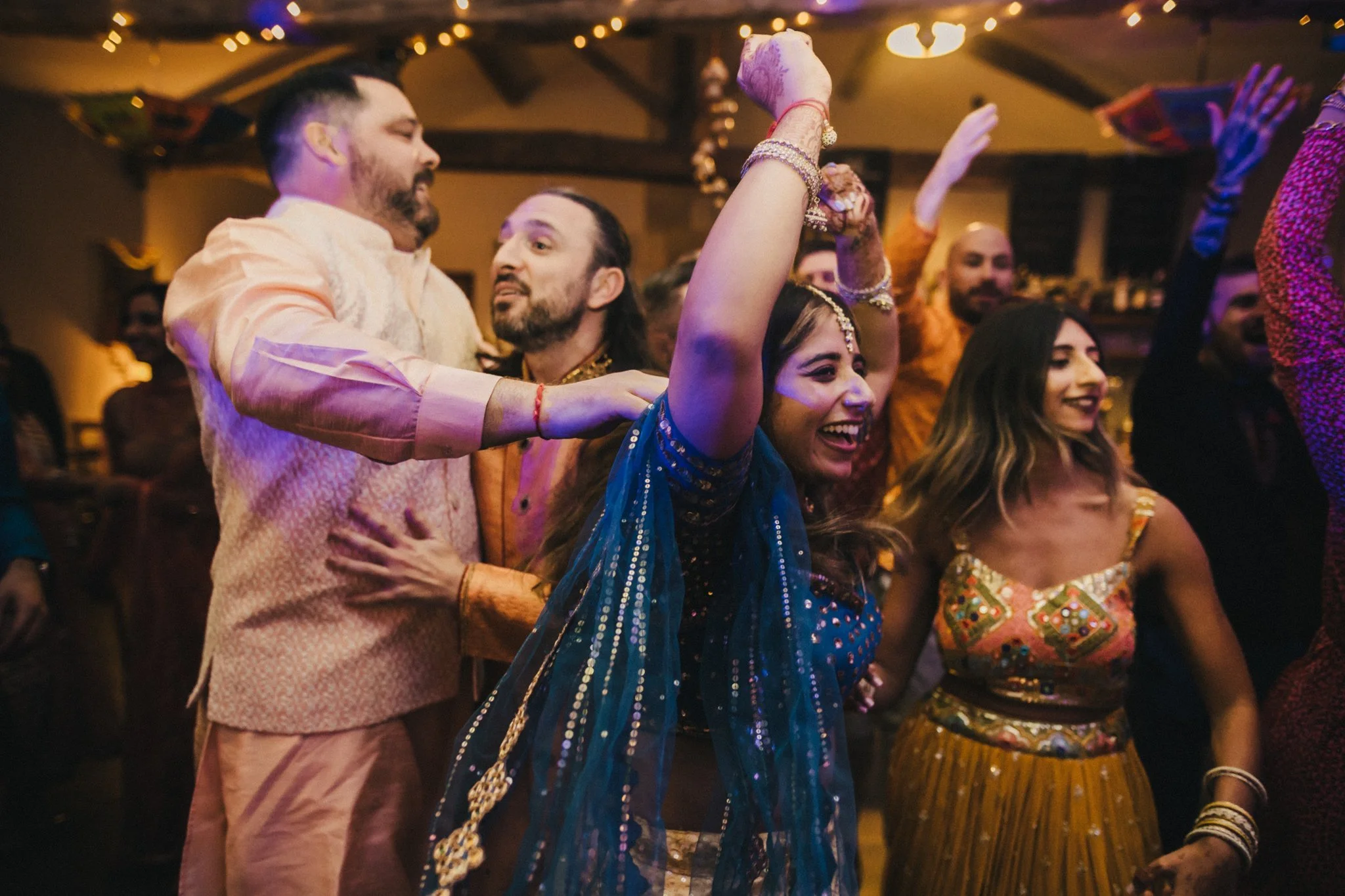 Sonam+&+David+pithi+ceremony+Manoir+de+Longeveau+France-050.jpg