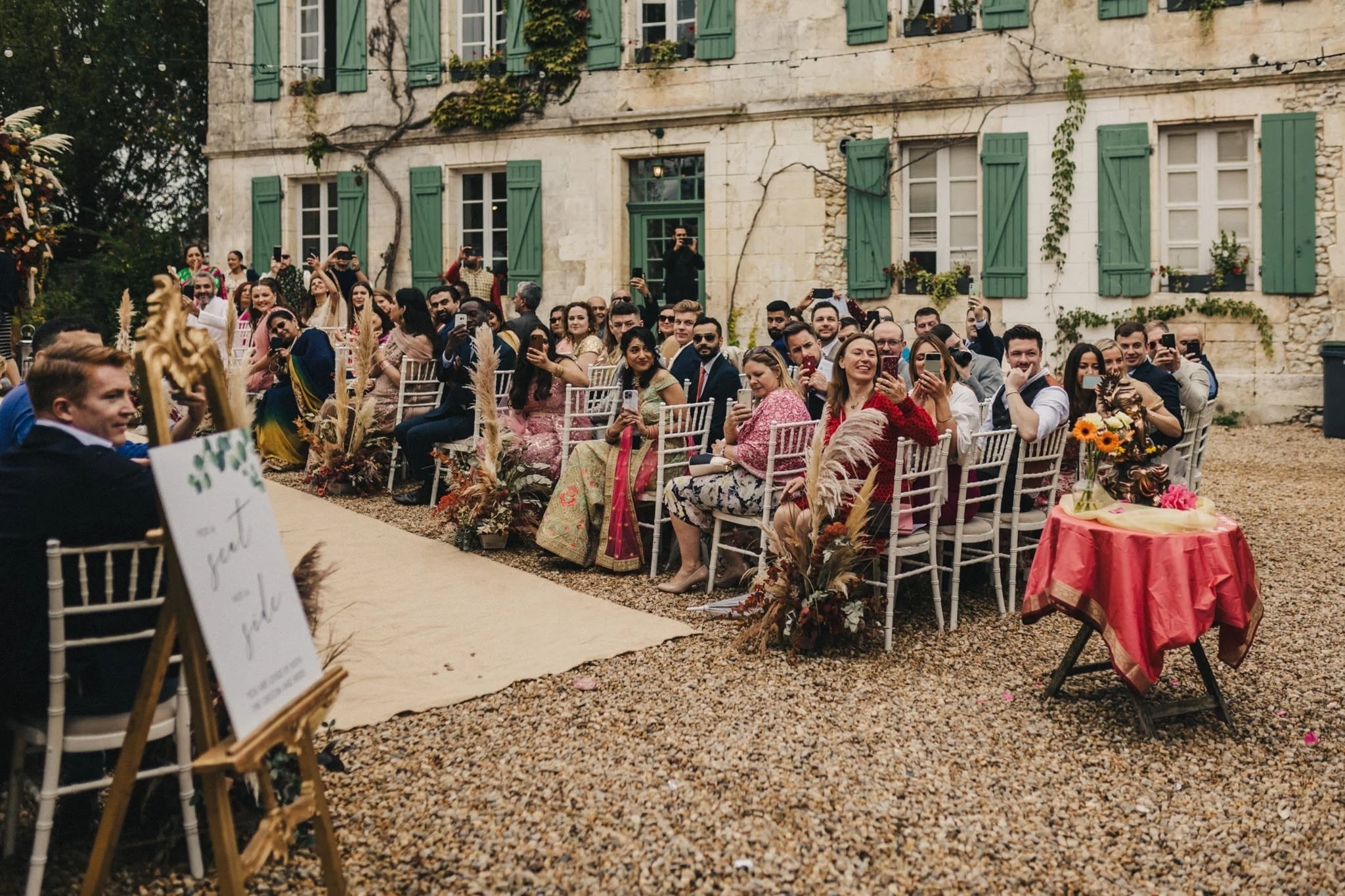 Sonam+&+David+Hindu+ceremony+Manoir+de+Longeveau+France-031.jpg