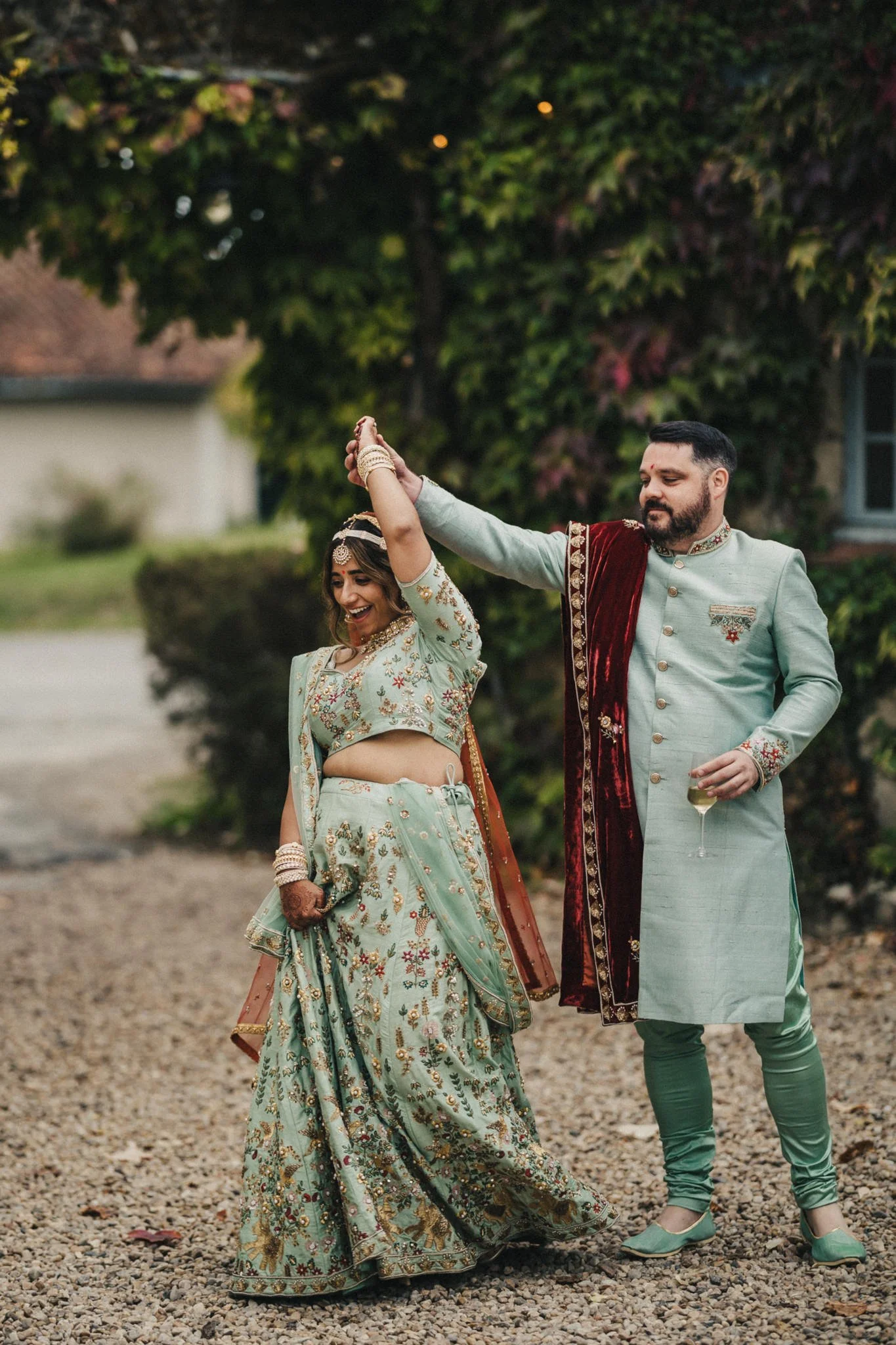 Sonam+&+David+Hindu+ceremony+Manoir+de+Longeveau+France-068.jpg