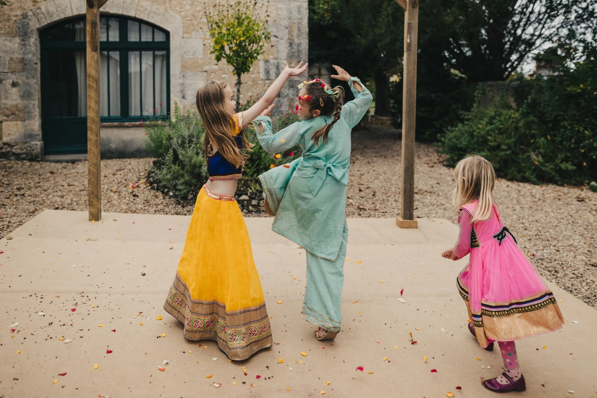 Sonam+&+David+Hindu+ceremony+Manoir+de+Longeveau+France-070.jpg