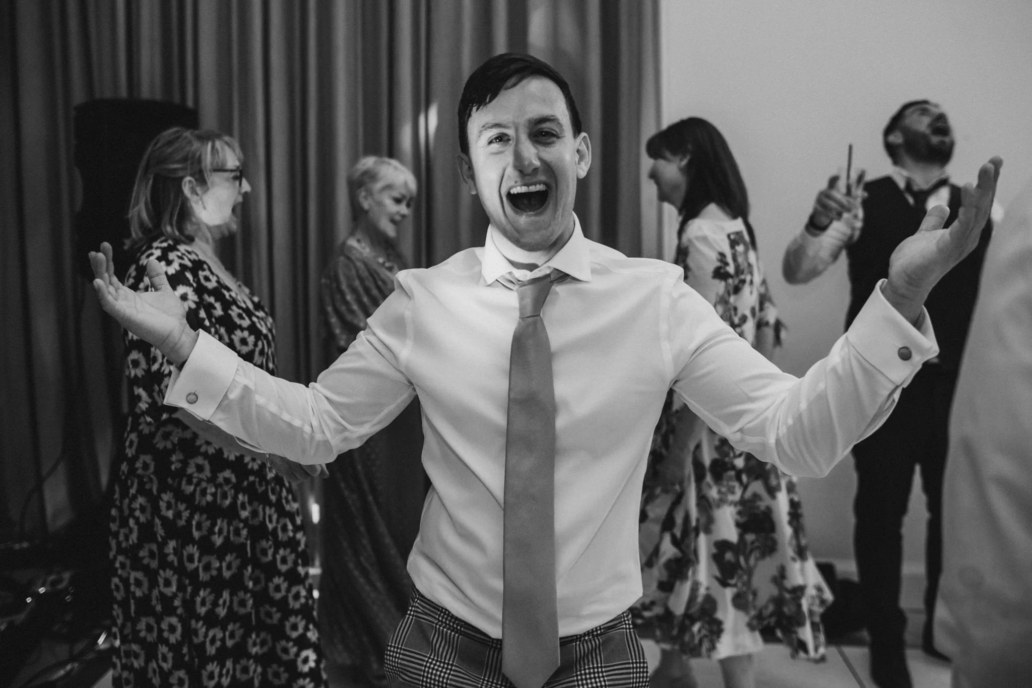 Tash+&+David+previews+(Claire+Penn+Photography)-65.jpg