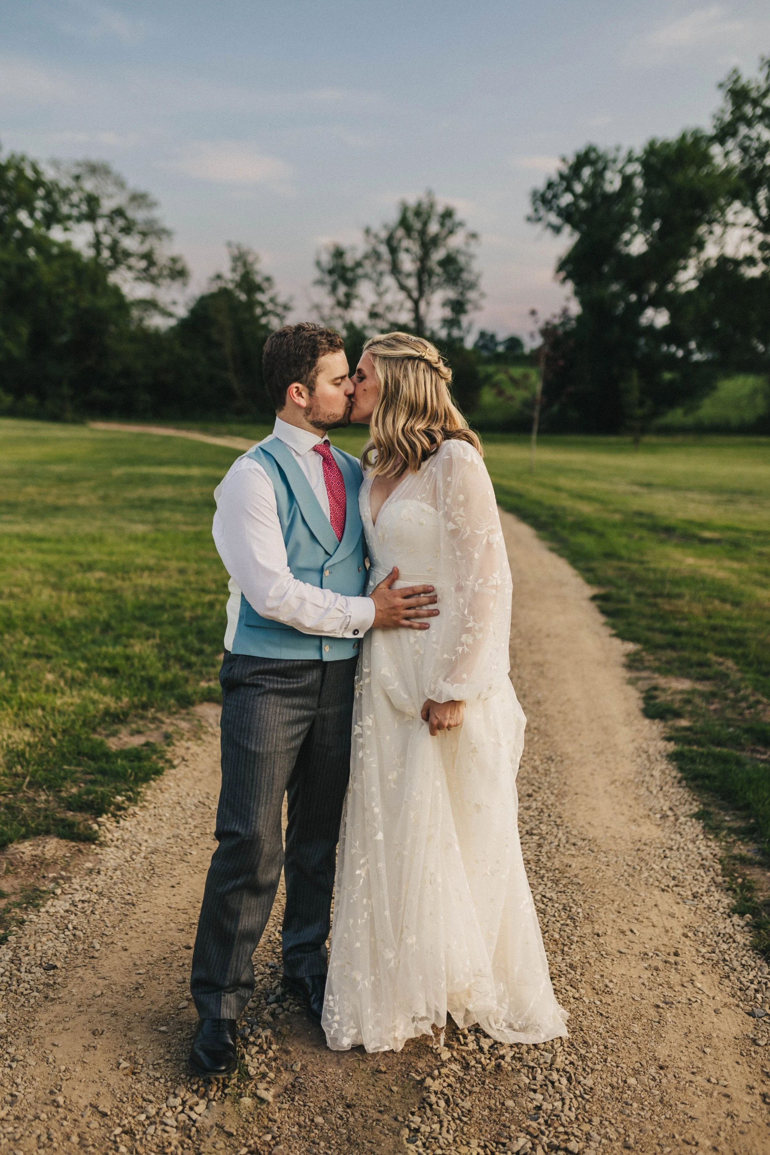 Sarah+&+Alex+previews+(Claire+Penn+Photography)-057.jpg