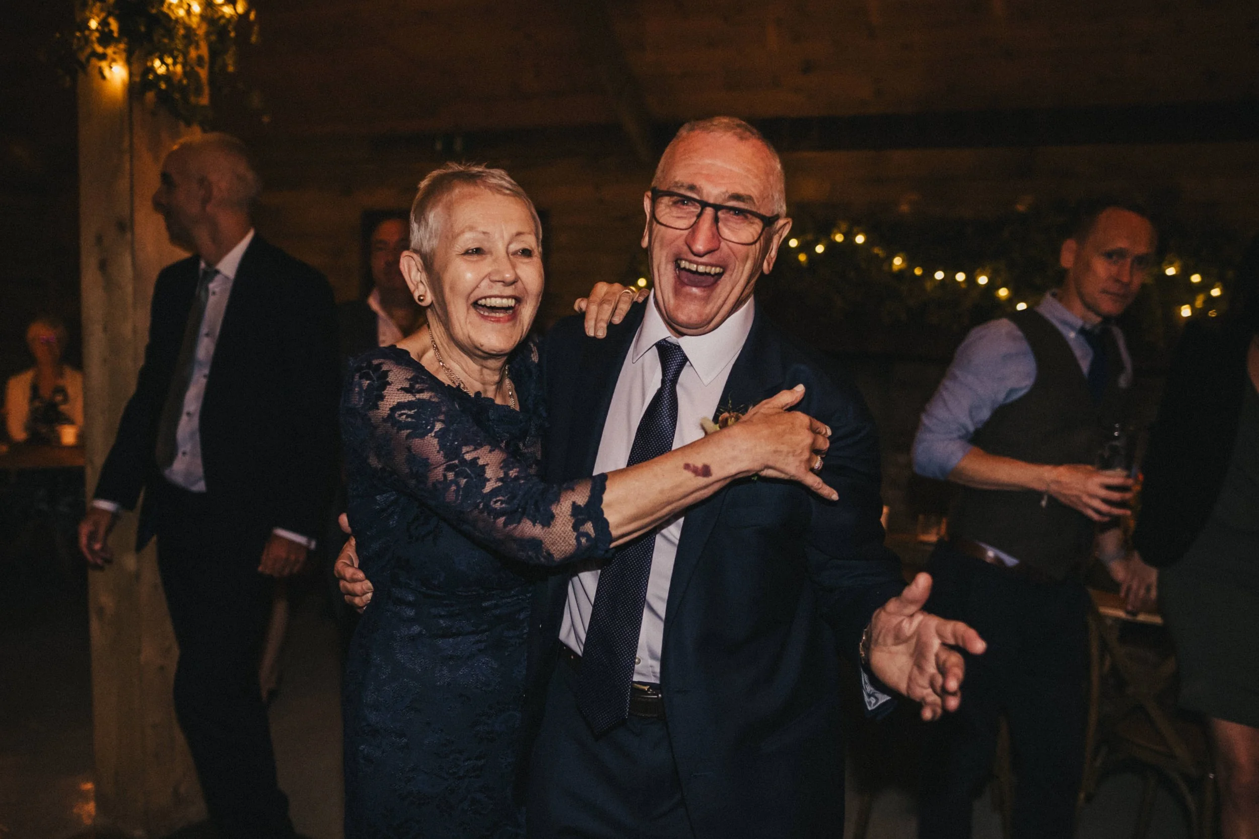 High+Billinghurst+Farm+wedding-084.jpg