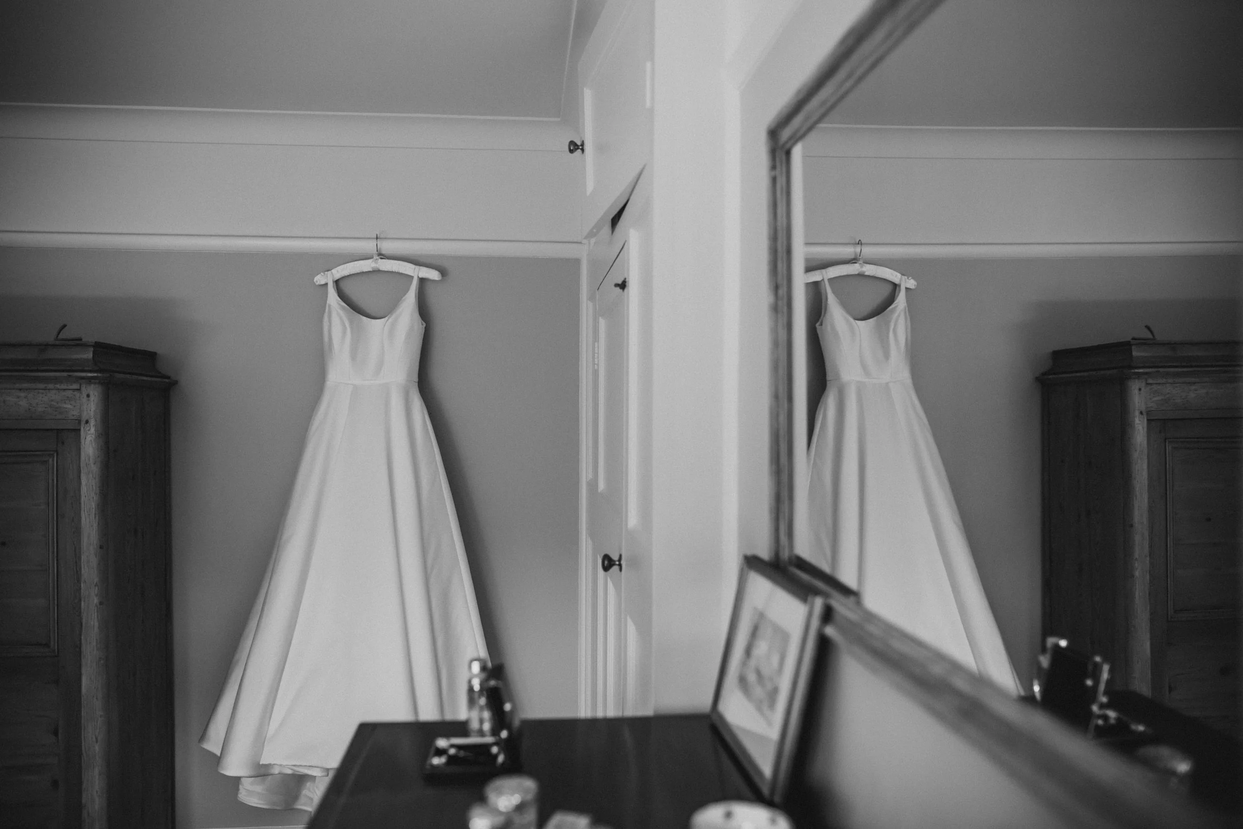 Houghton+Lodge+Gardens+wedding+Winchester+Hampshire-001.jpg