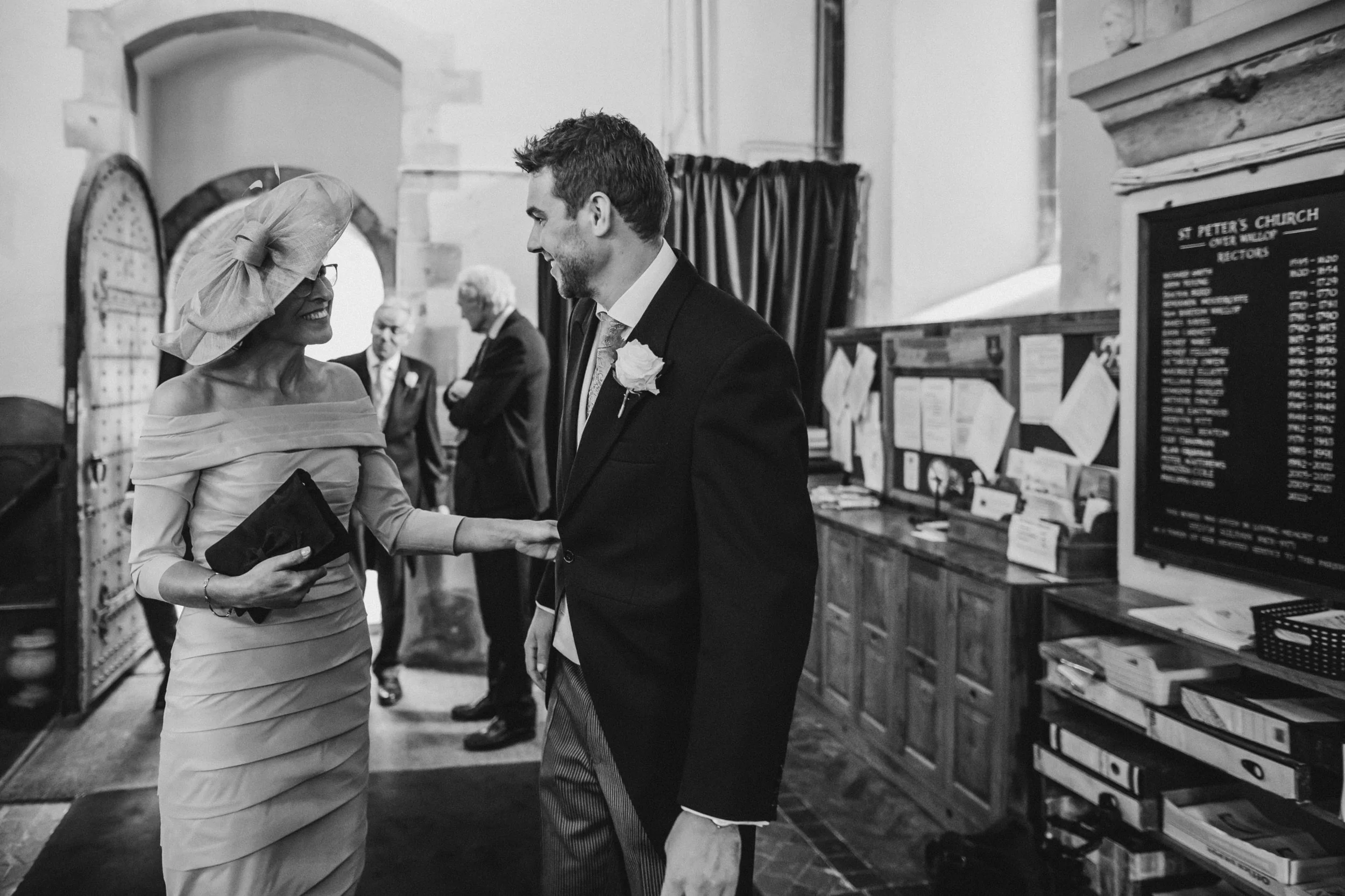 Houghton+Lodge+Gardens+wedding+Winchester+Hampshire-022.jpg