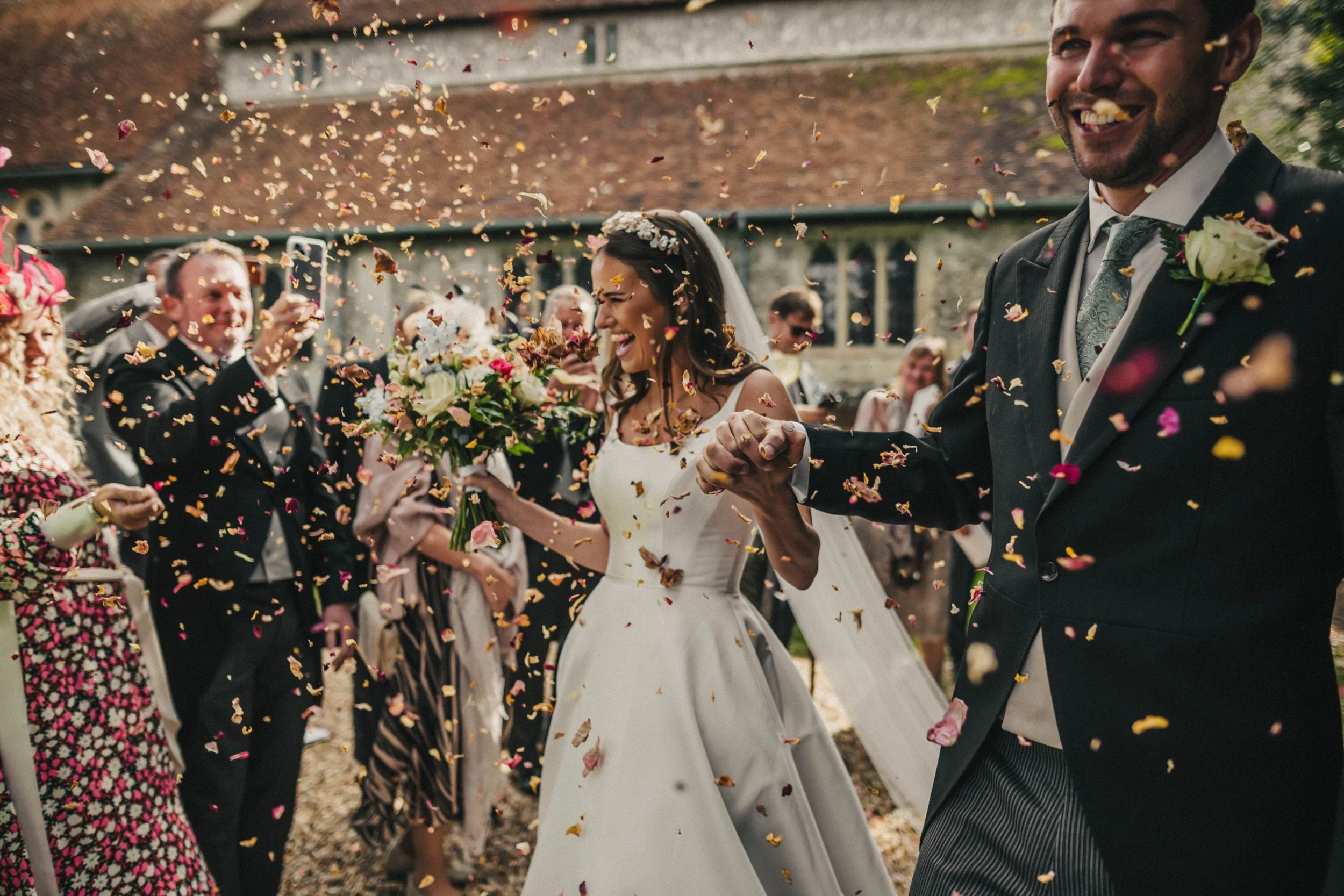 Houghton+Lodge+Gardens+wedding+Winchester+Hampshire-040.jpg
