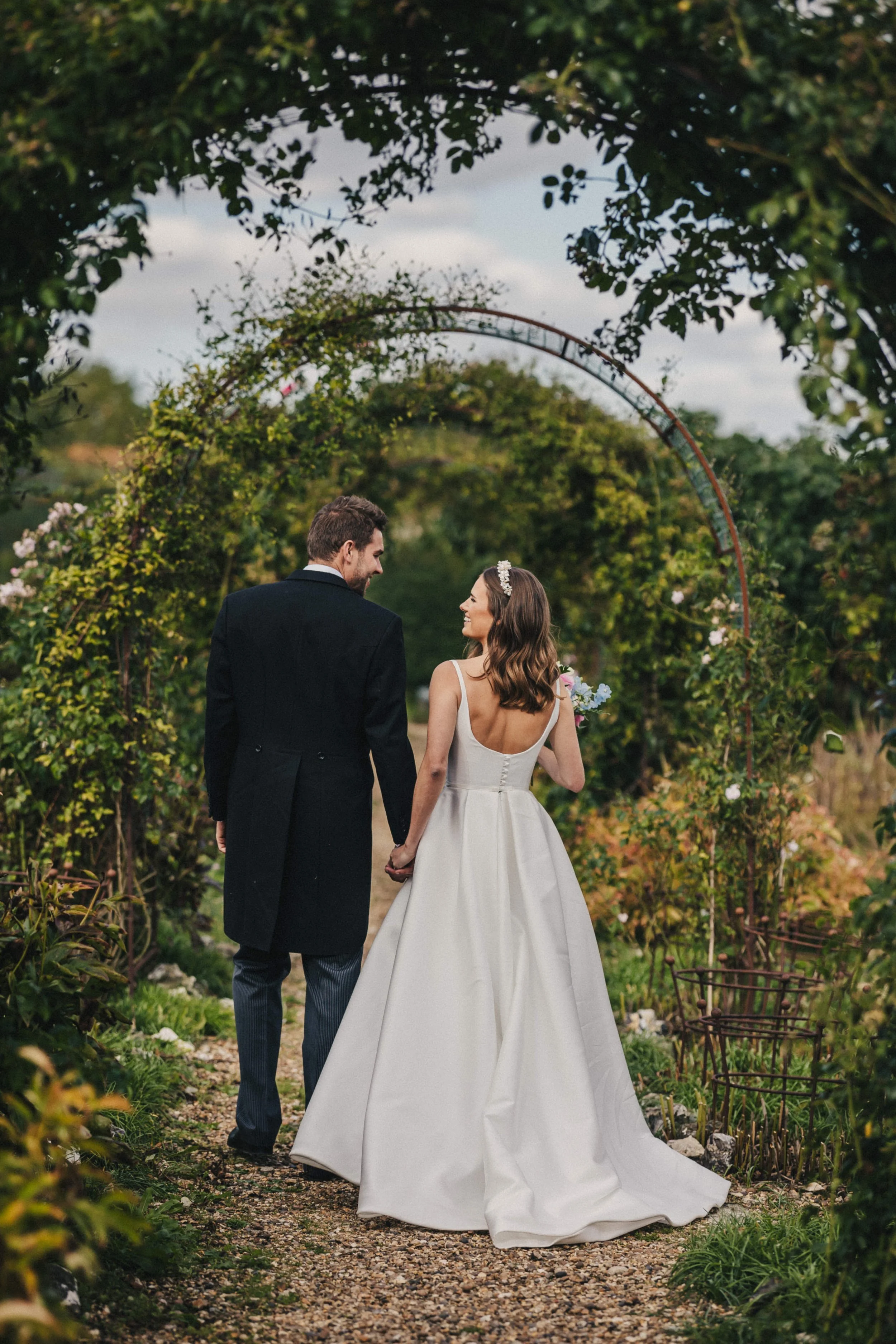 Houghton+Lodge+Gardens+wedding+Winchester+Hampshire-047.jpg