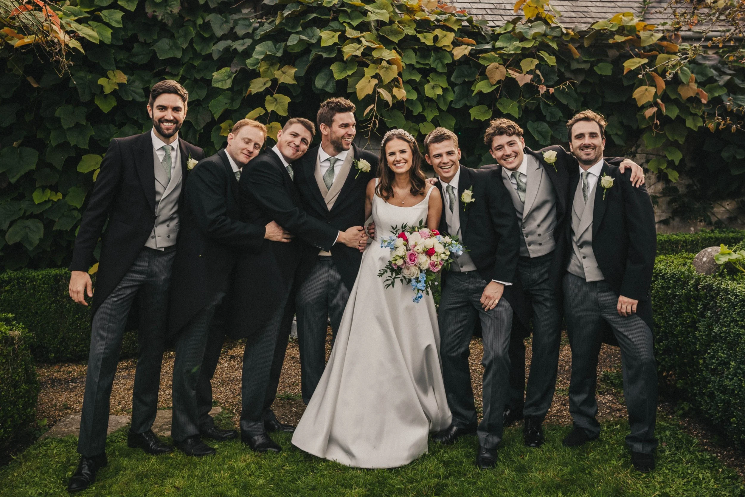 Houghton+Lodge+Gardens+wedding+Winchester+Hampshire-052.jpg