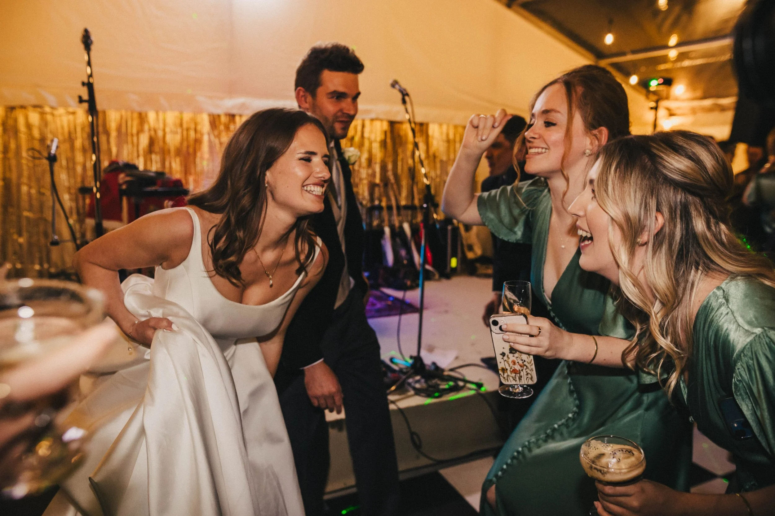 Houghton+Lodge+Gardens+wedding+Winchester+Hampshire-097.jpg