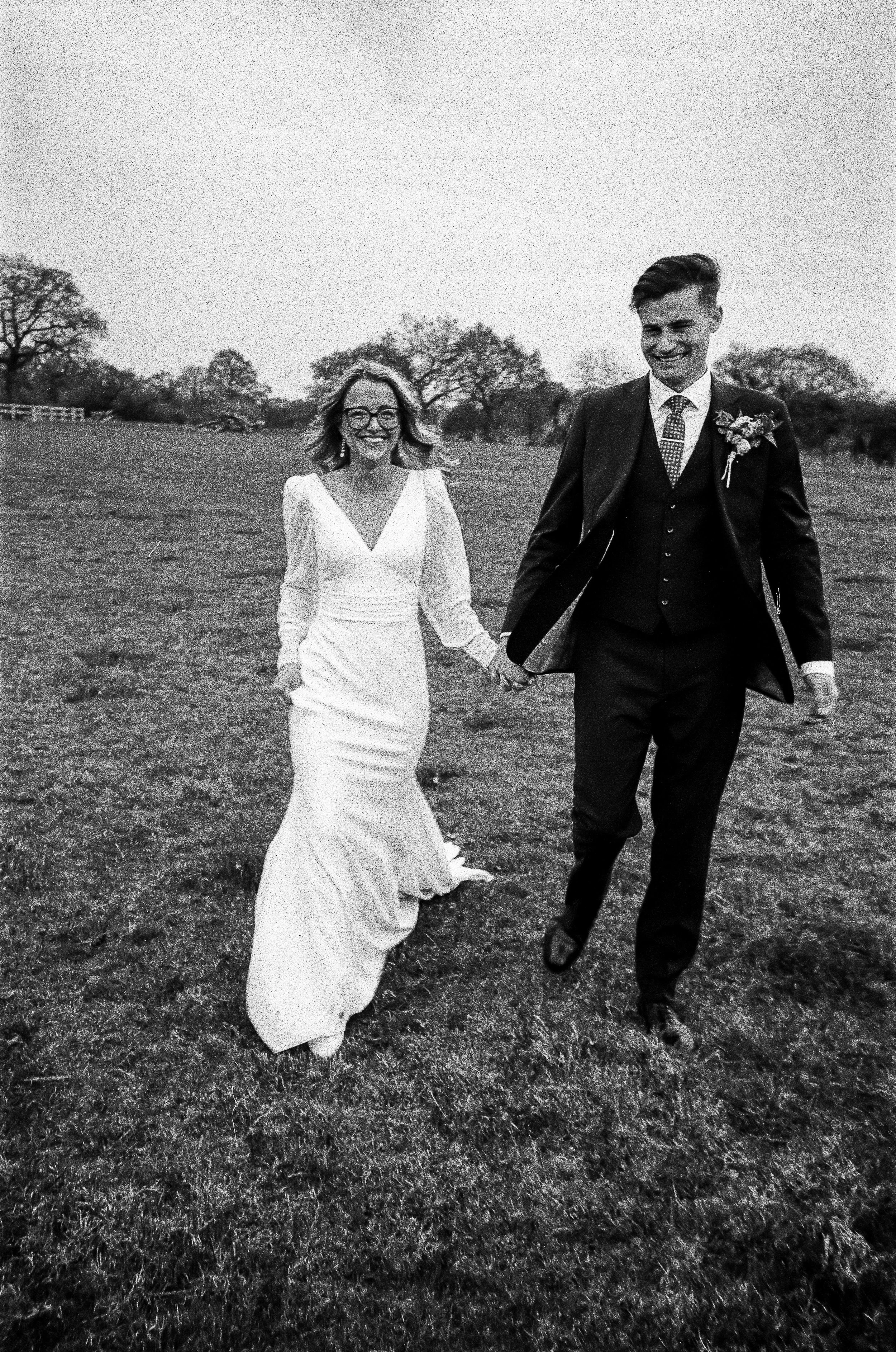 Tara & Dom wedding 35mm film (Claire Penn Photography)-024.jpg